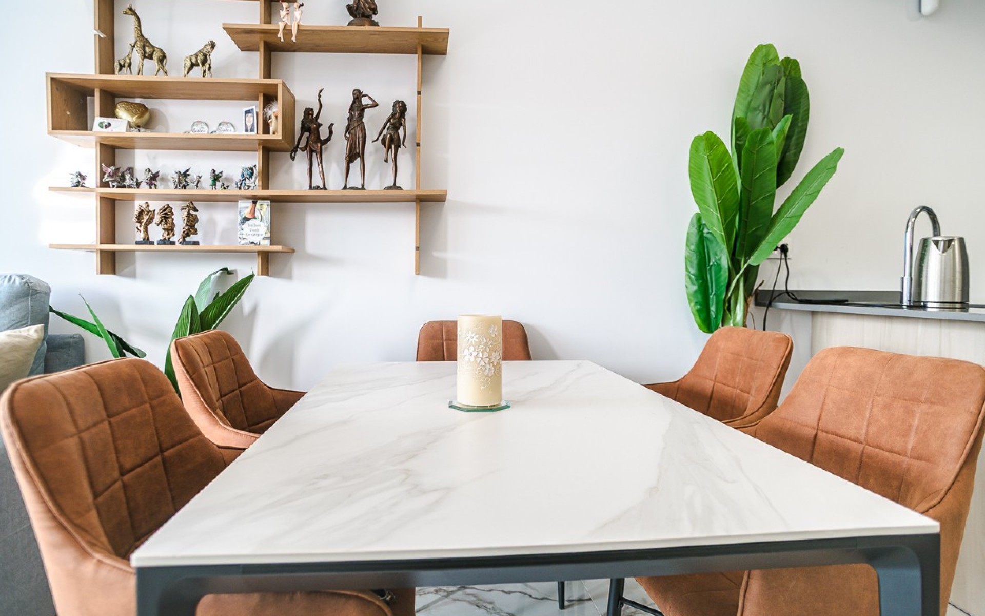 Resale - Apartment - Los Altos