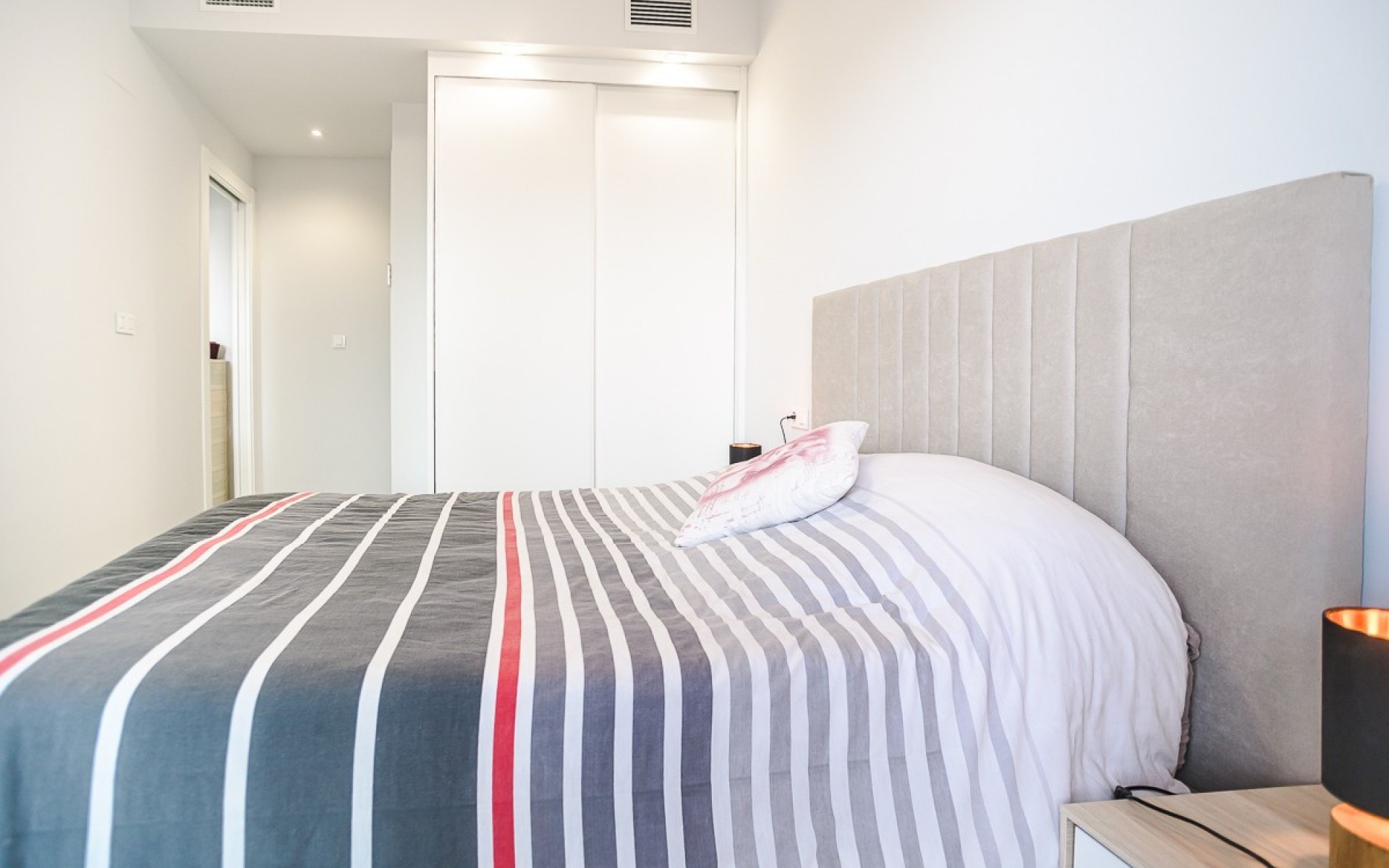 Resale - Apartment - Los Altos