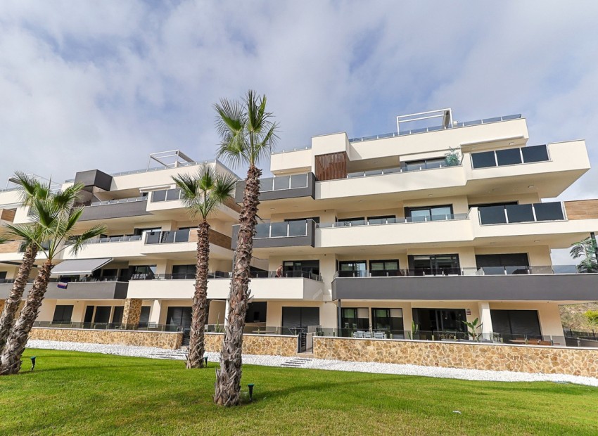 Resale - Apartment - Los Altos