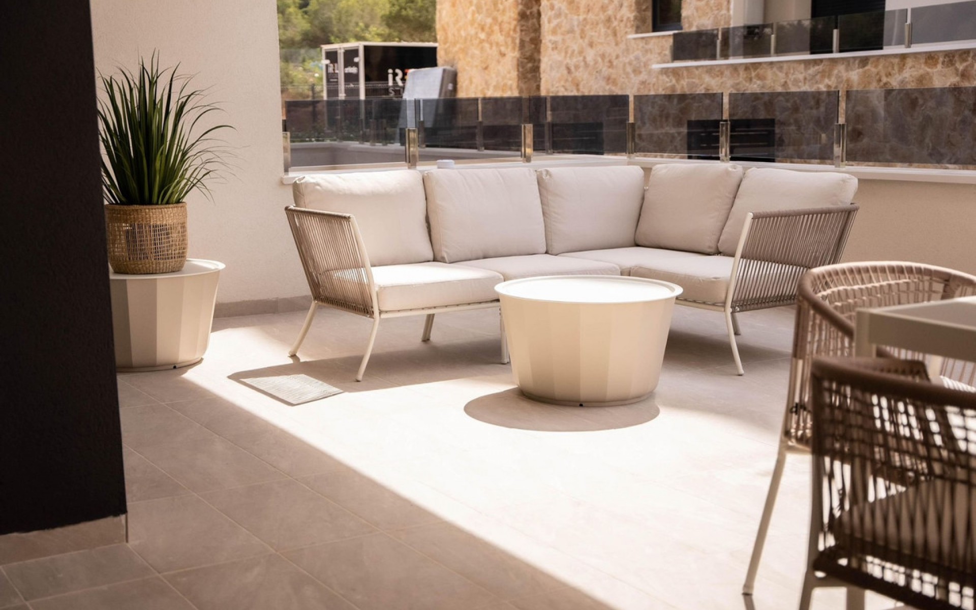 Resale - Apartment - Los Altos