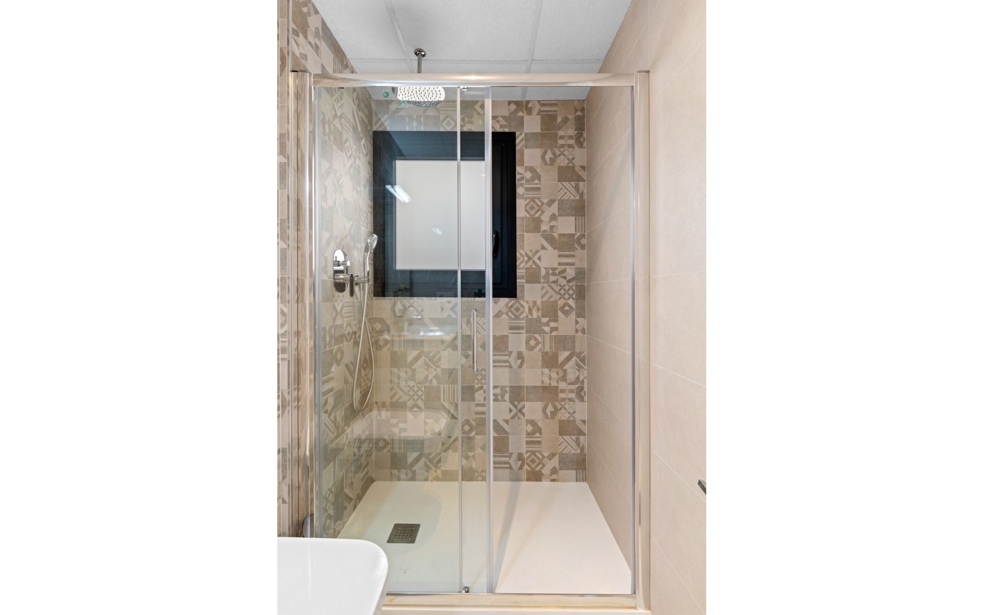 Resale - Apartment - Los Altos