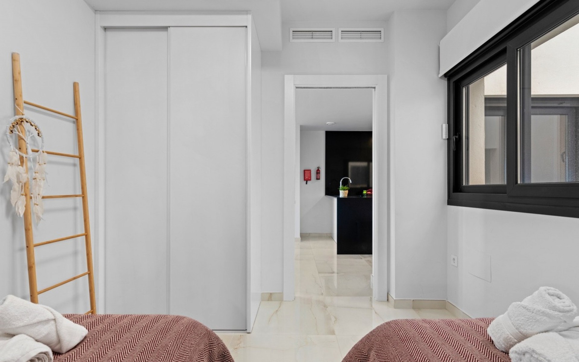 Resale - Apartment - Los Altos