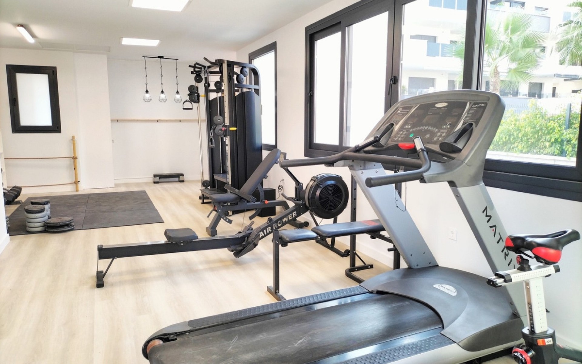 Resale - Apartment - Los Altos