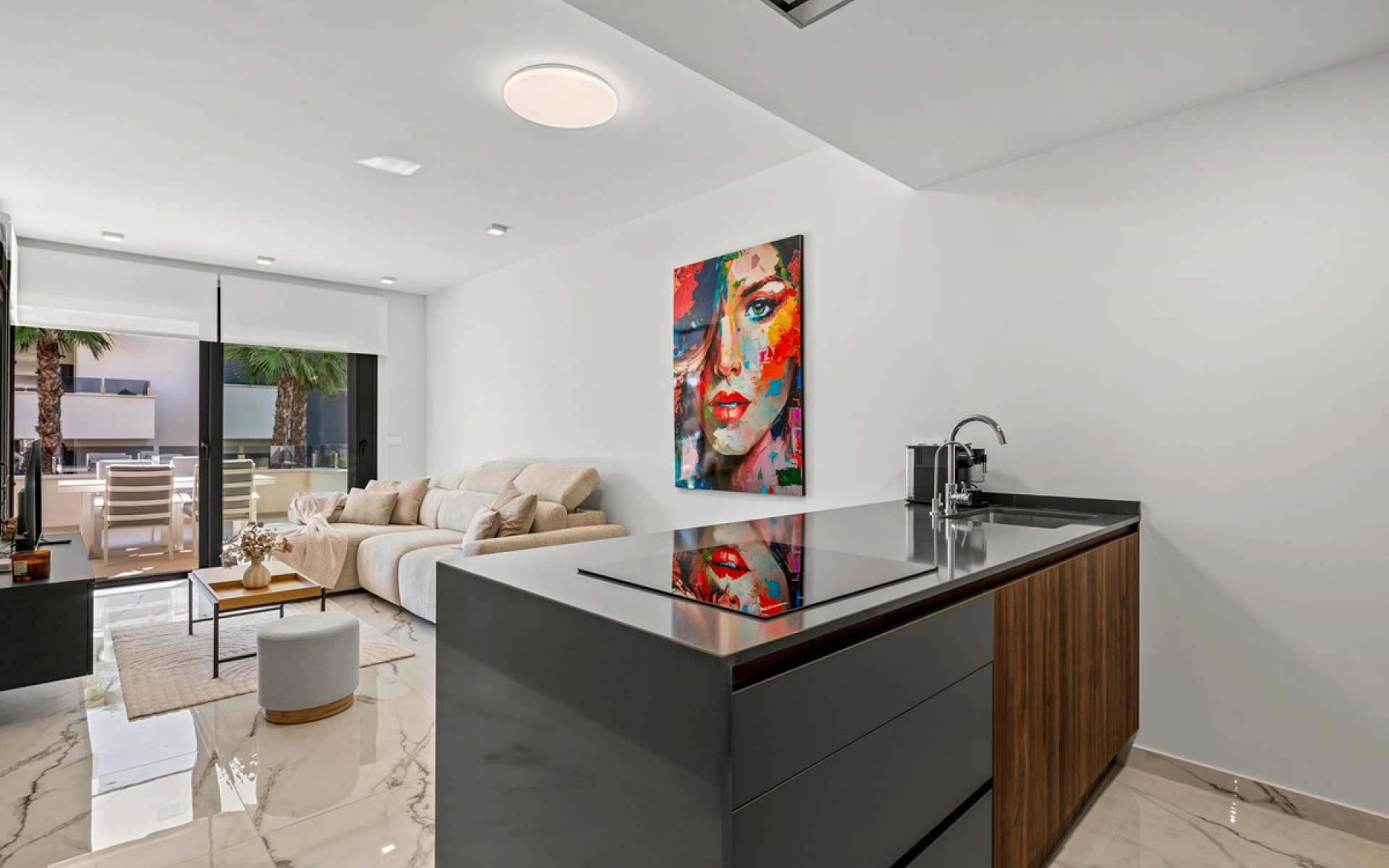 Resale - Apartment - Los Altos