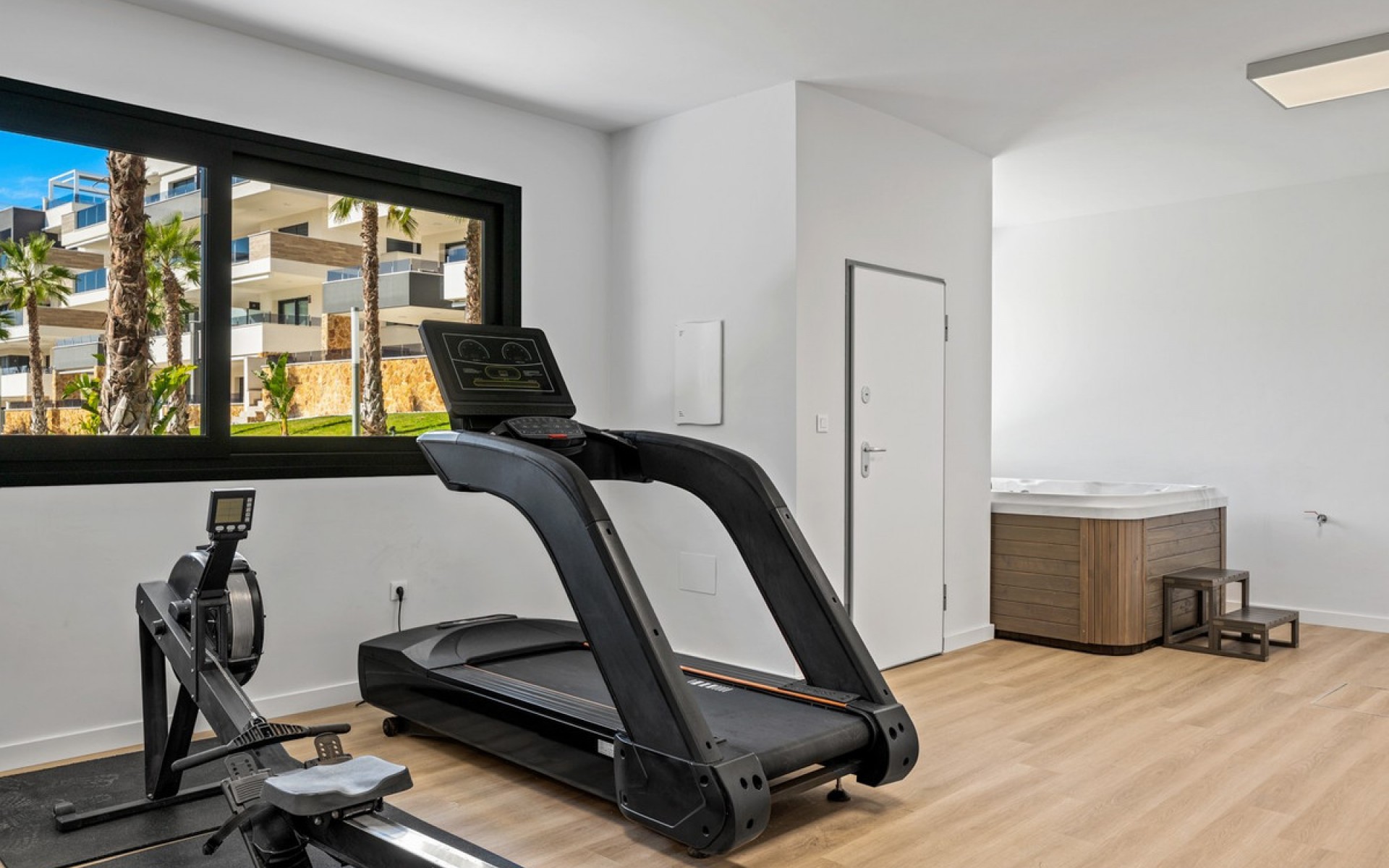 Resale - Apartment - Los Altos