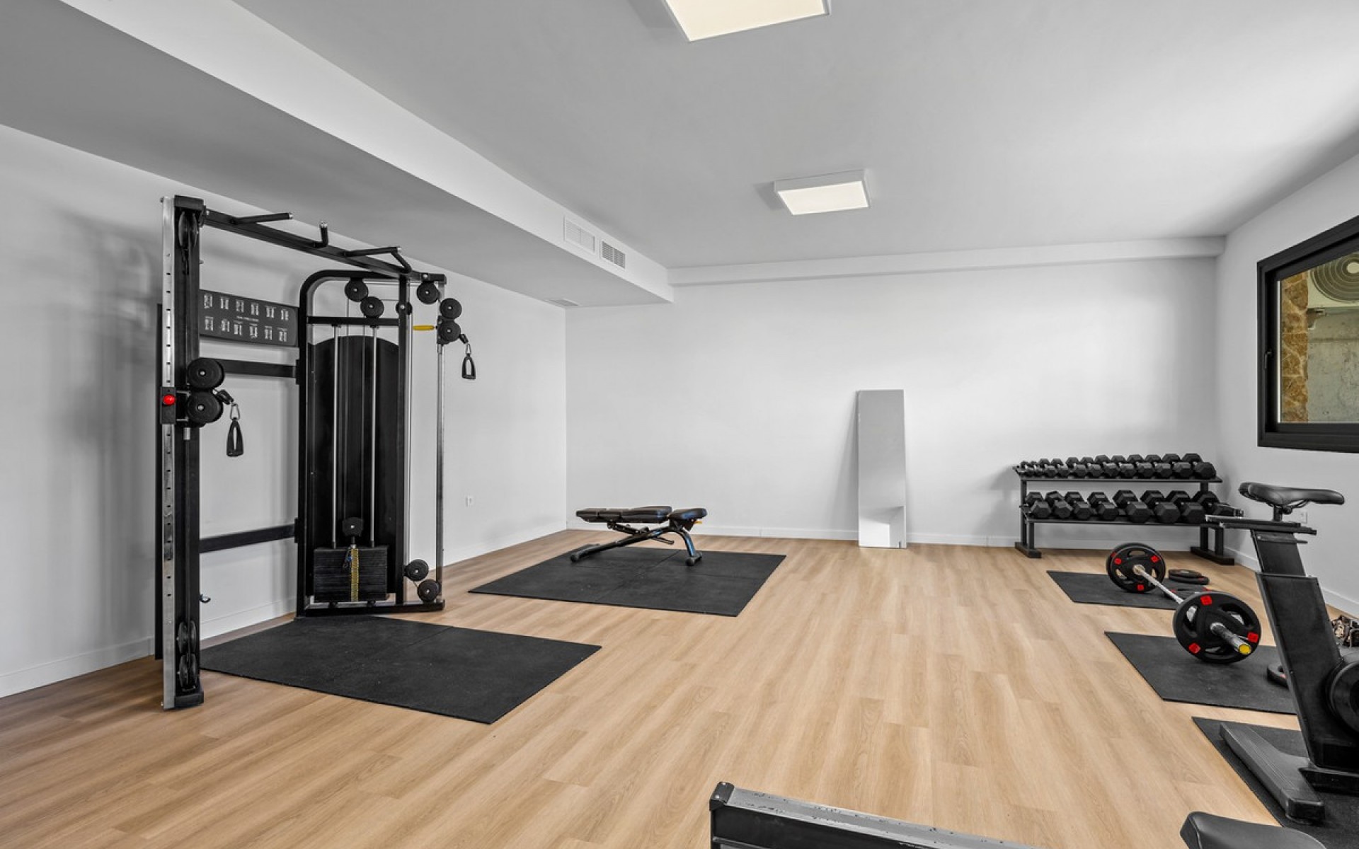 Resale - Apartment - Los Altos