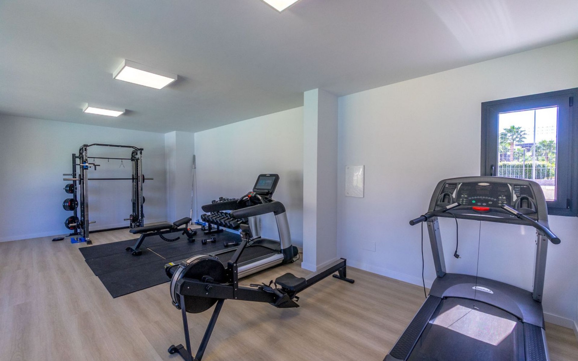 Resale - Apartment - Los Altos