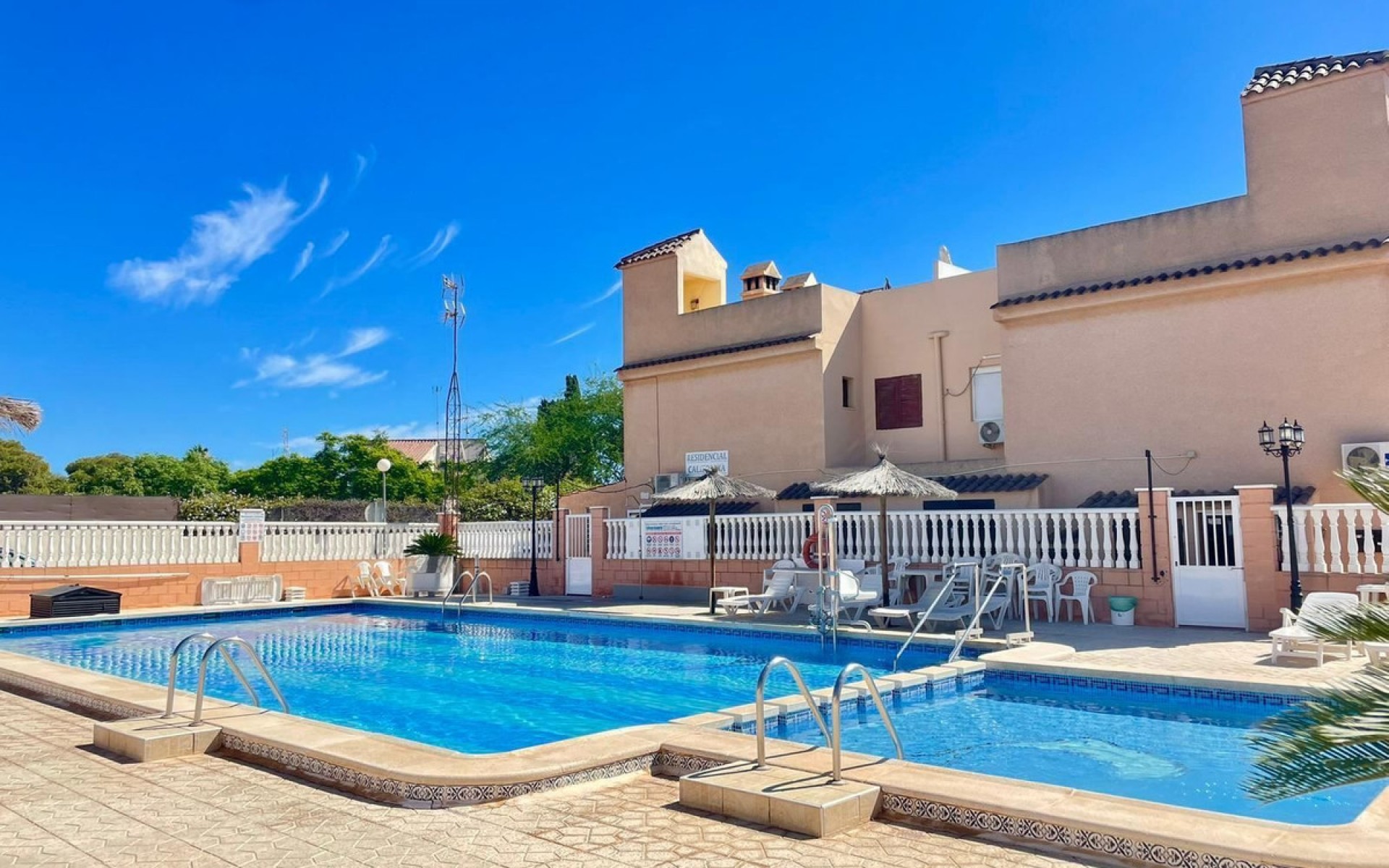 Resale - Apartment - Los Altos