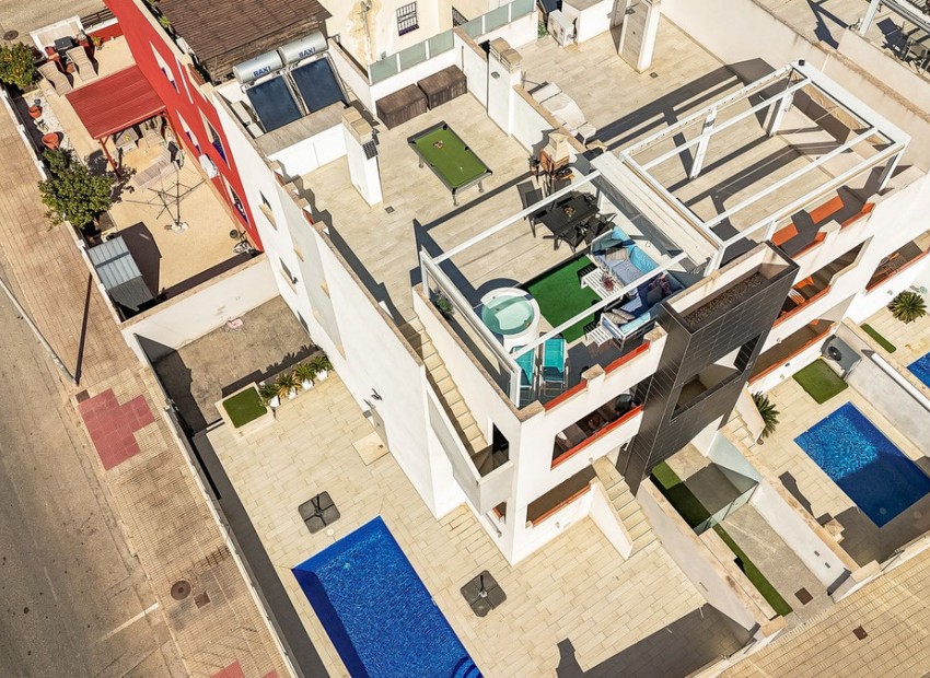 Resale - Apartment - Los Altos