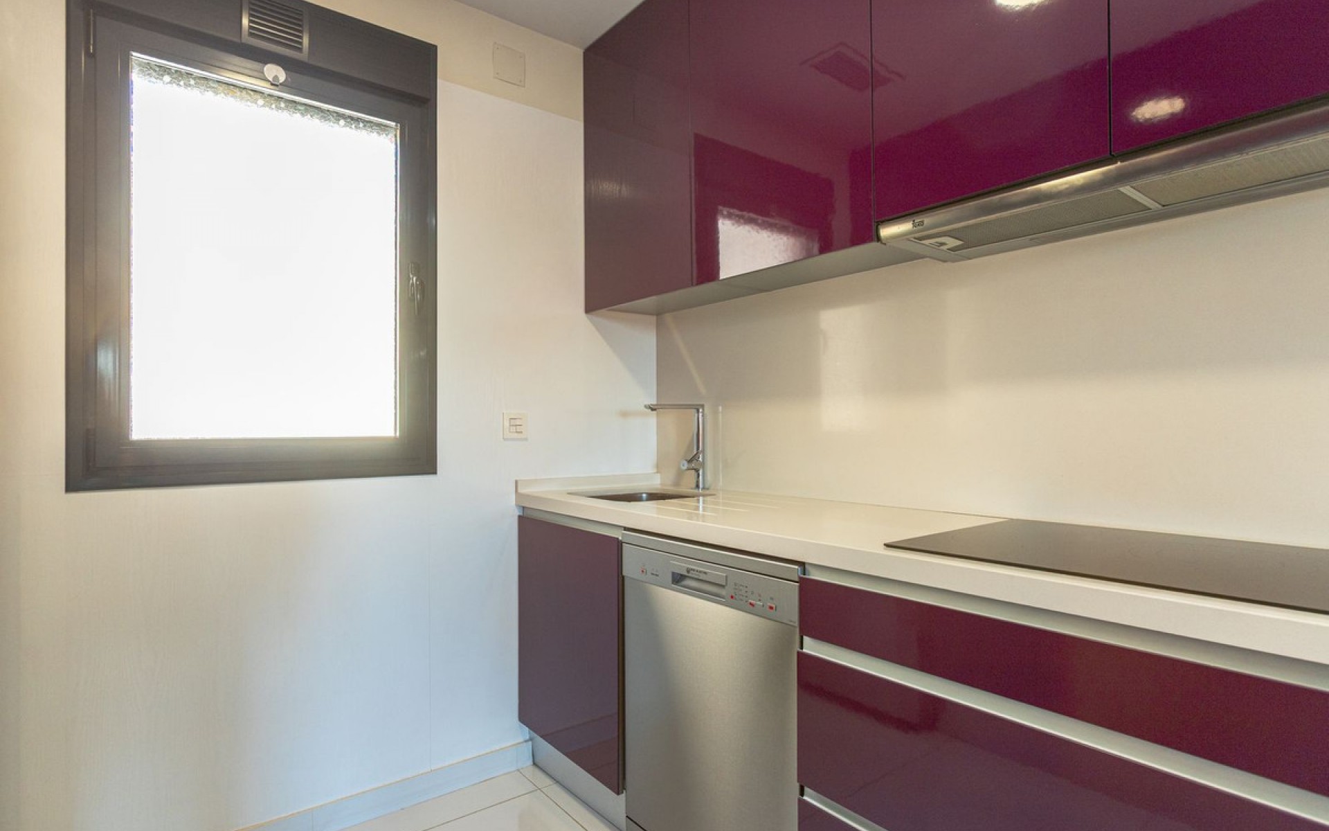 Resale - Apartment - Los Altos