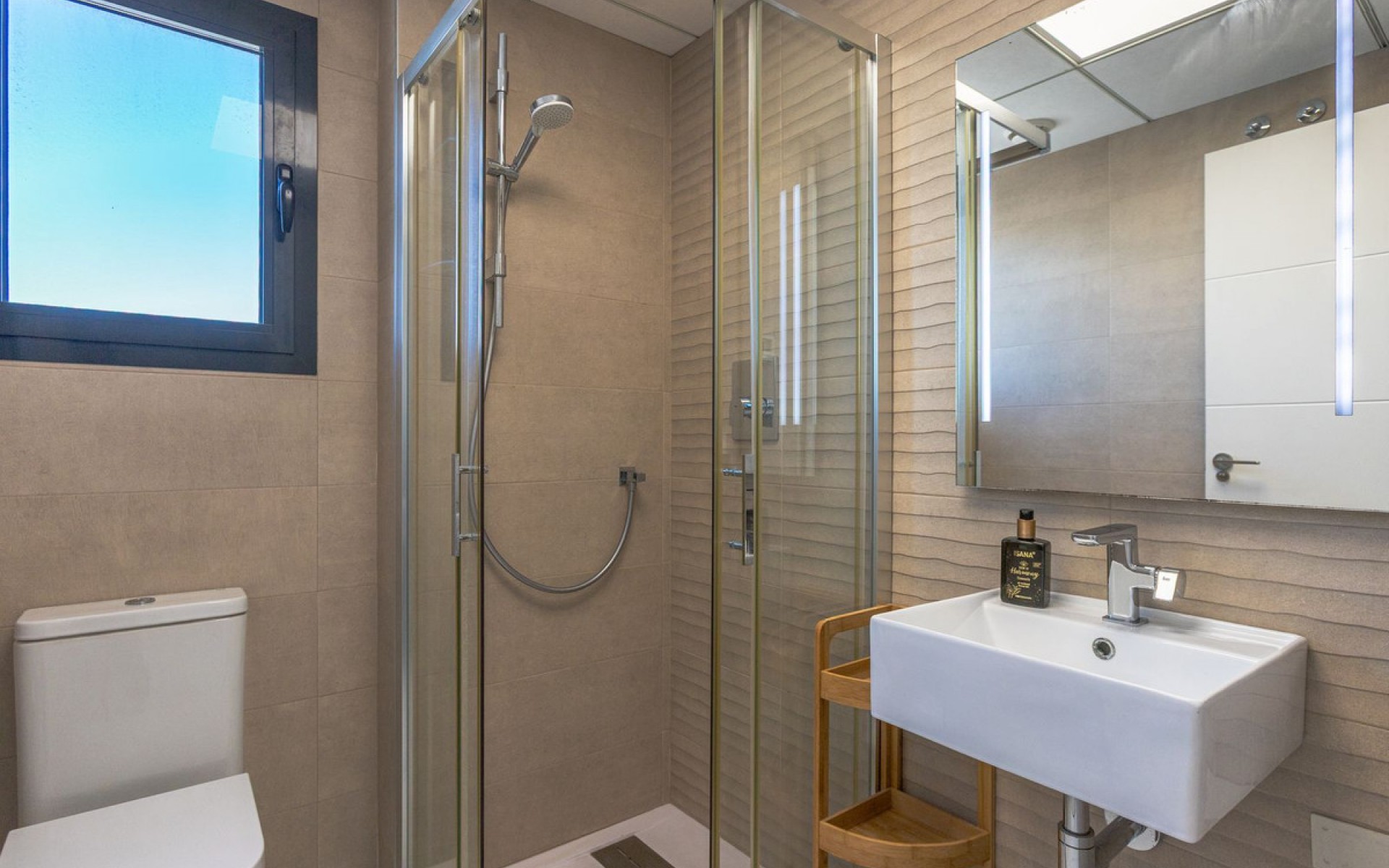 Resale - Apartment - Los Altos