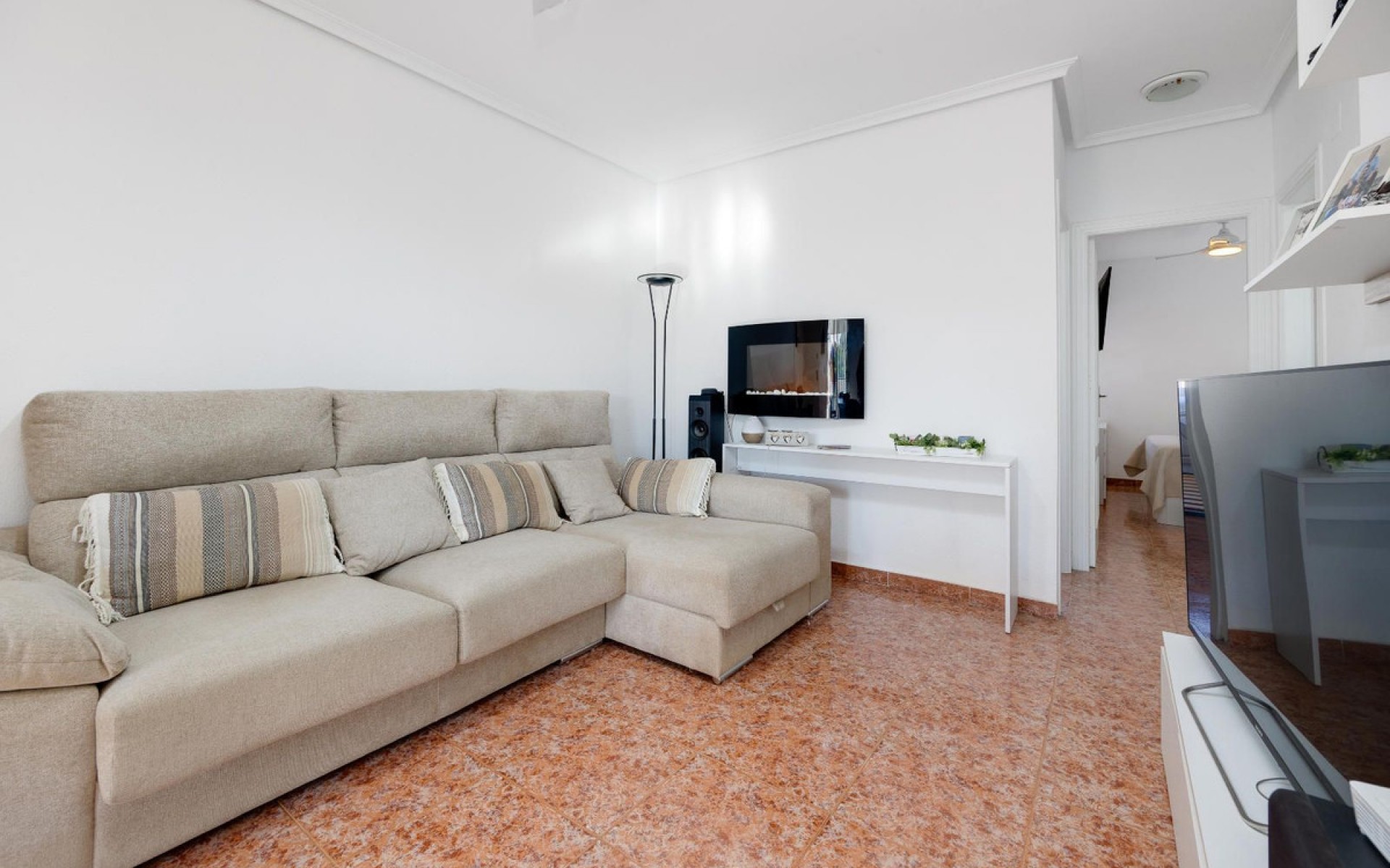 Resale - Apartment - Los Altos