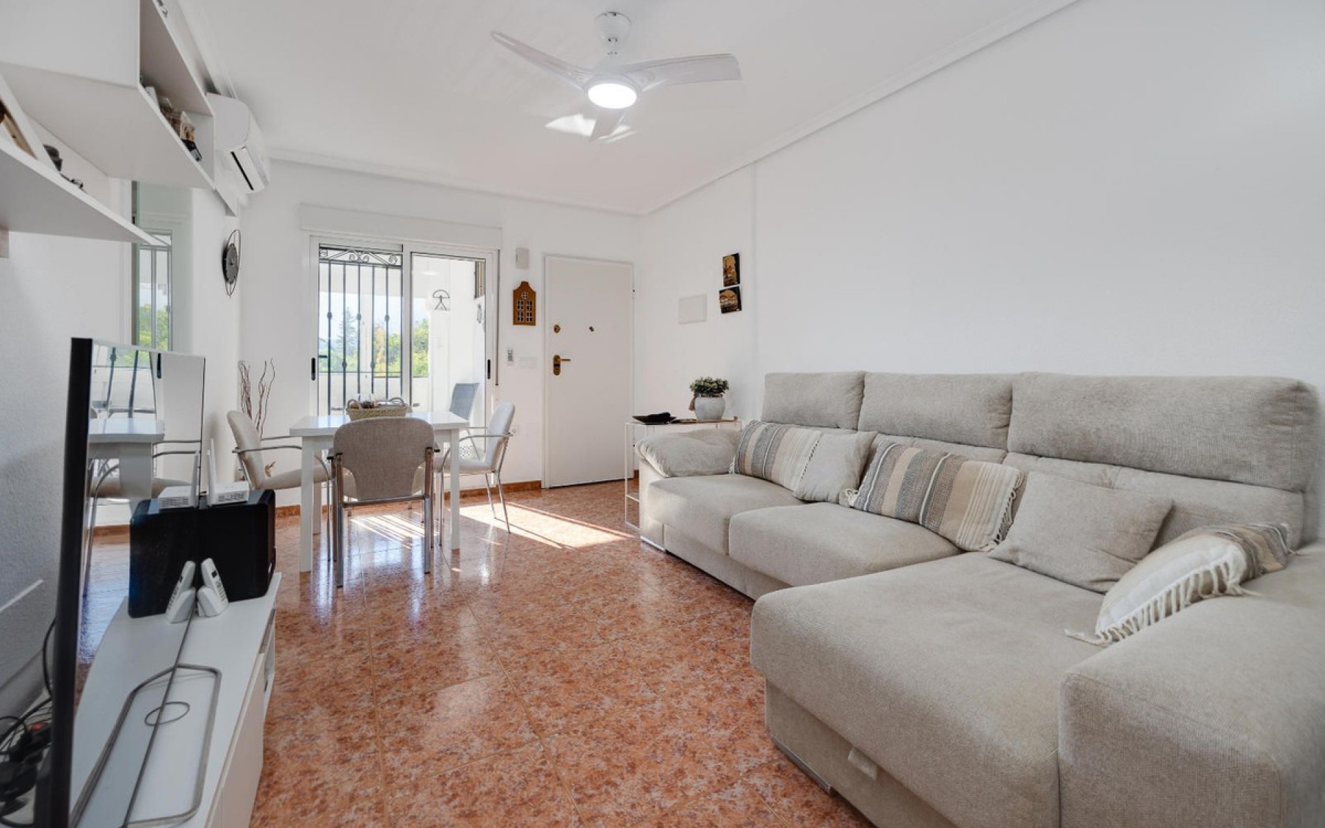 Resale - Apartment - Los Altos