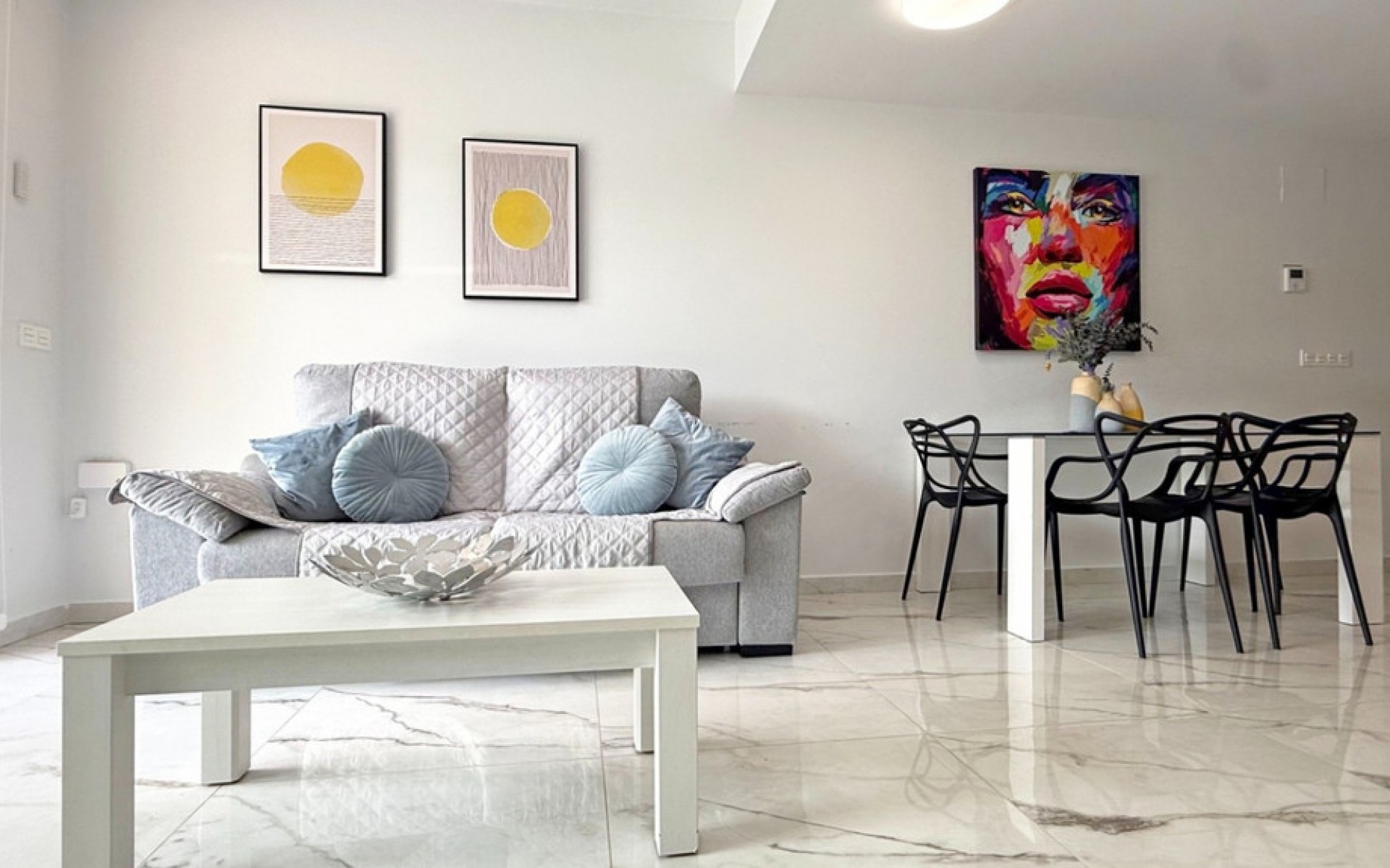 Resale - Apartment - Los Altos