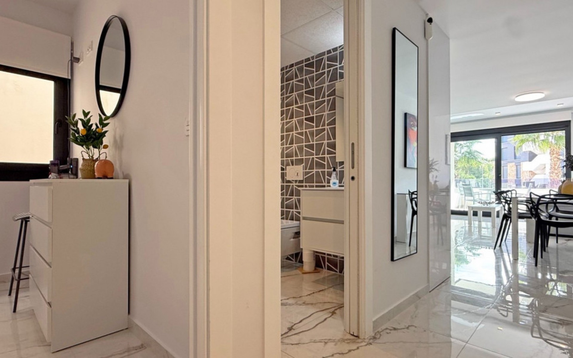 Resale - Apartment - Los Altos