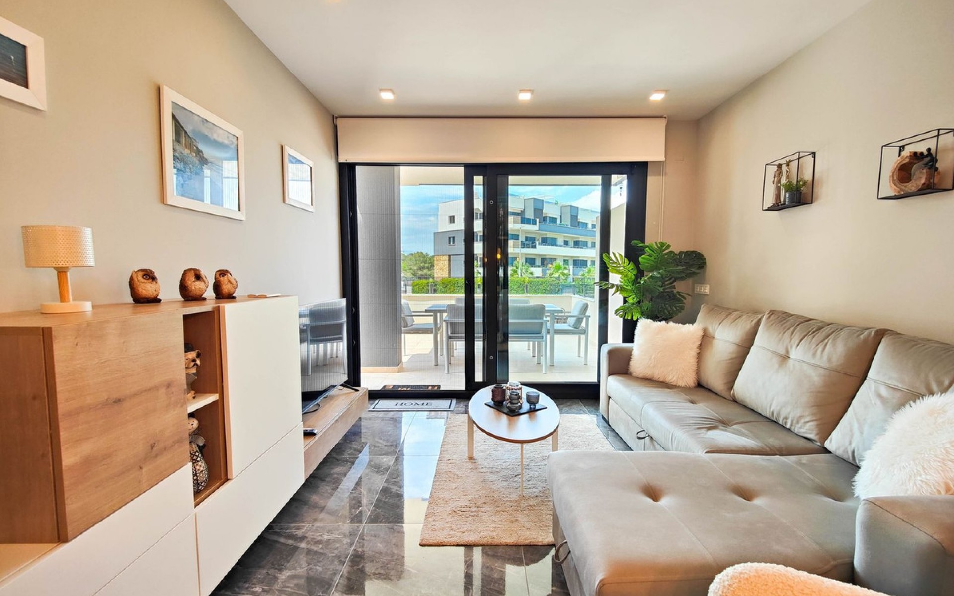 Resale - Apartment - Los Altos
