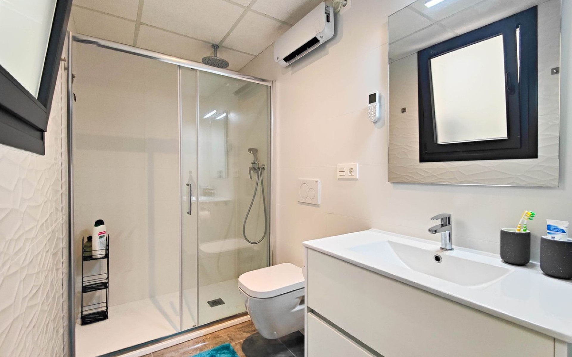 Resale - Apartment - Los Altos