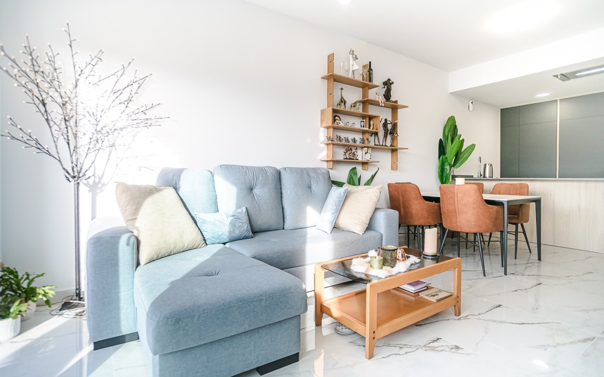 Resale - Apartment - Los Altos