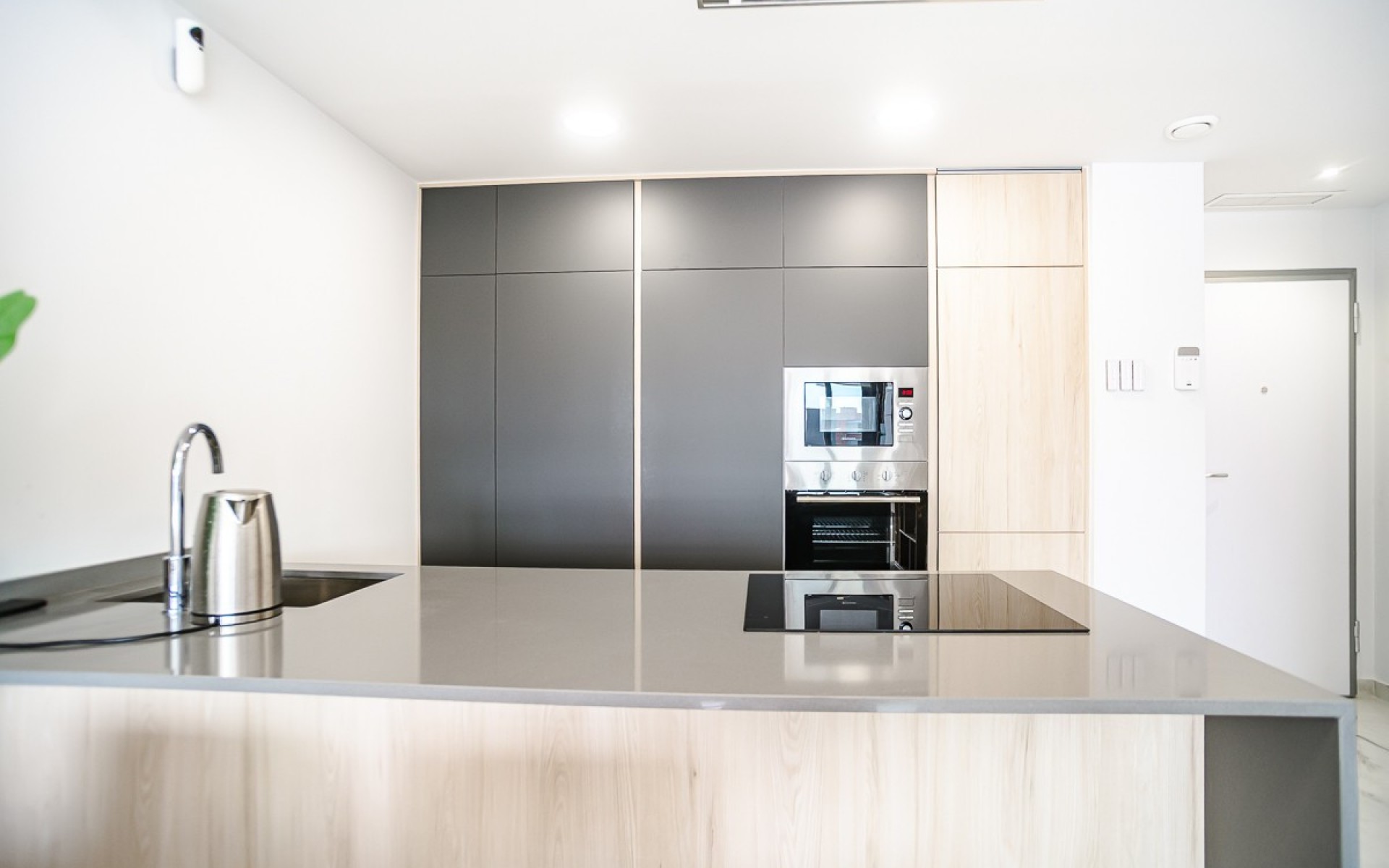 Resale - Apartment - Los Altos