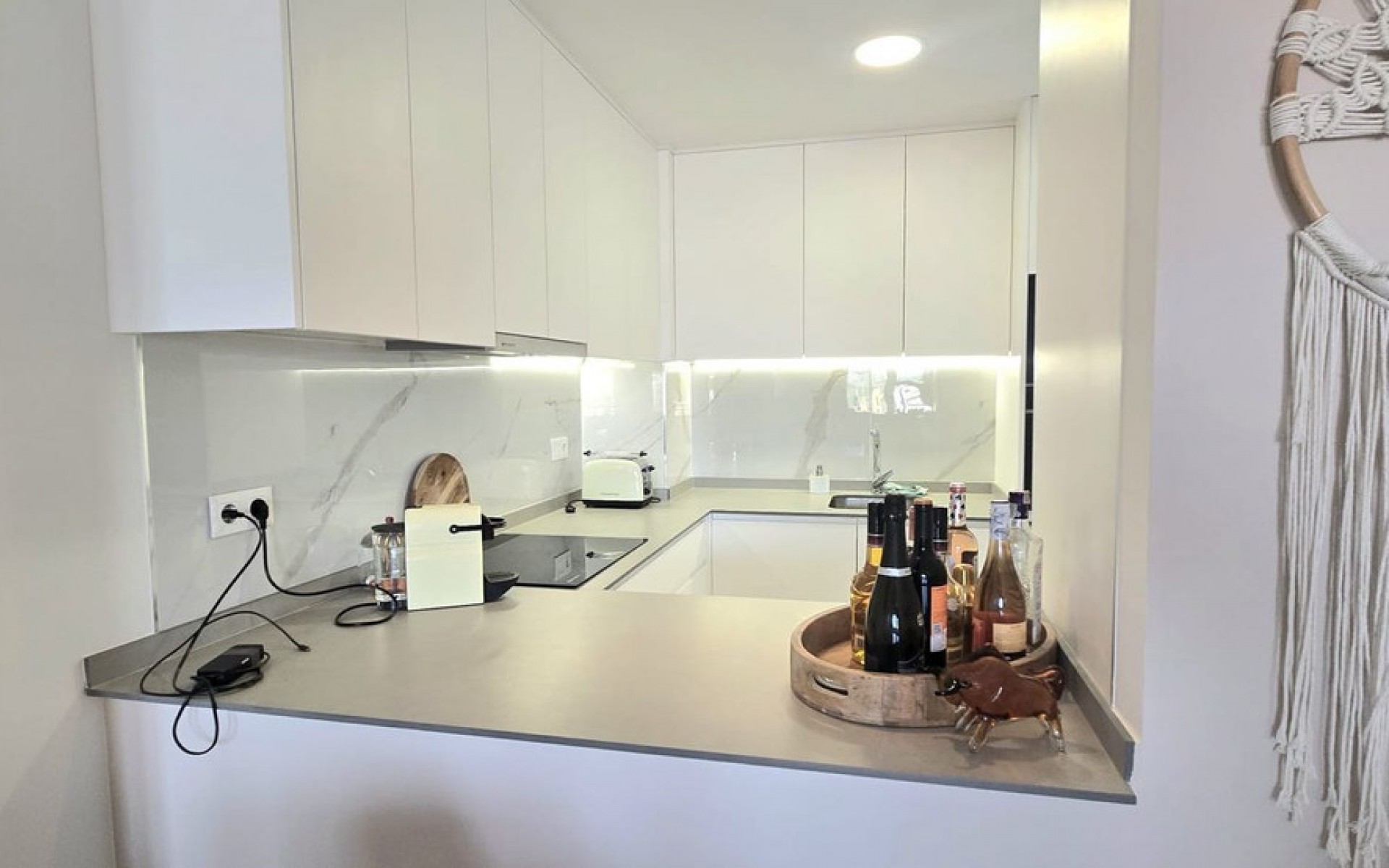 Resale - Apartment - Los Altos