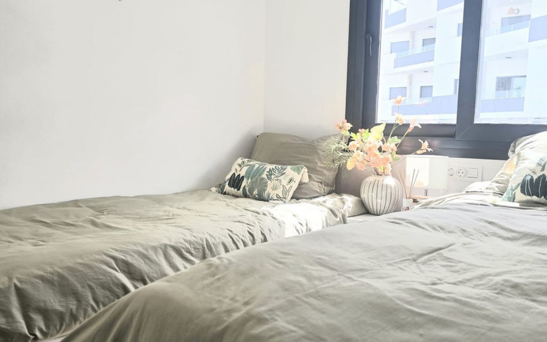 Resale - Apartment - Los Altos