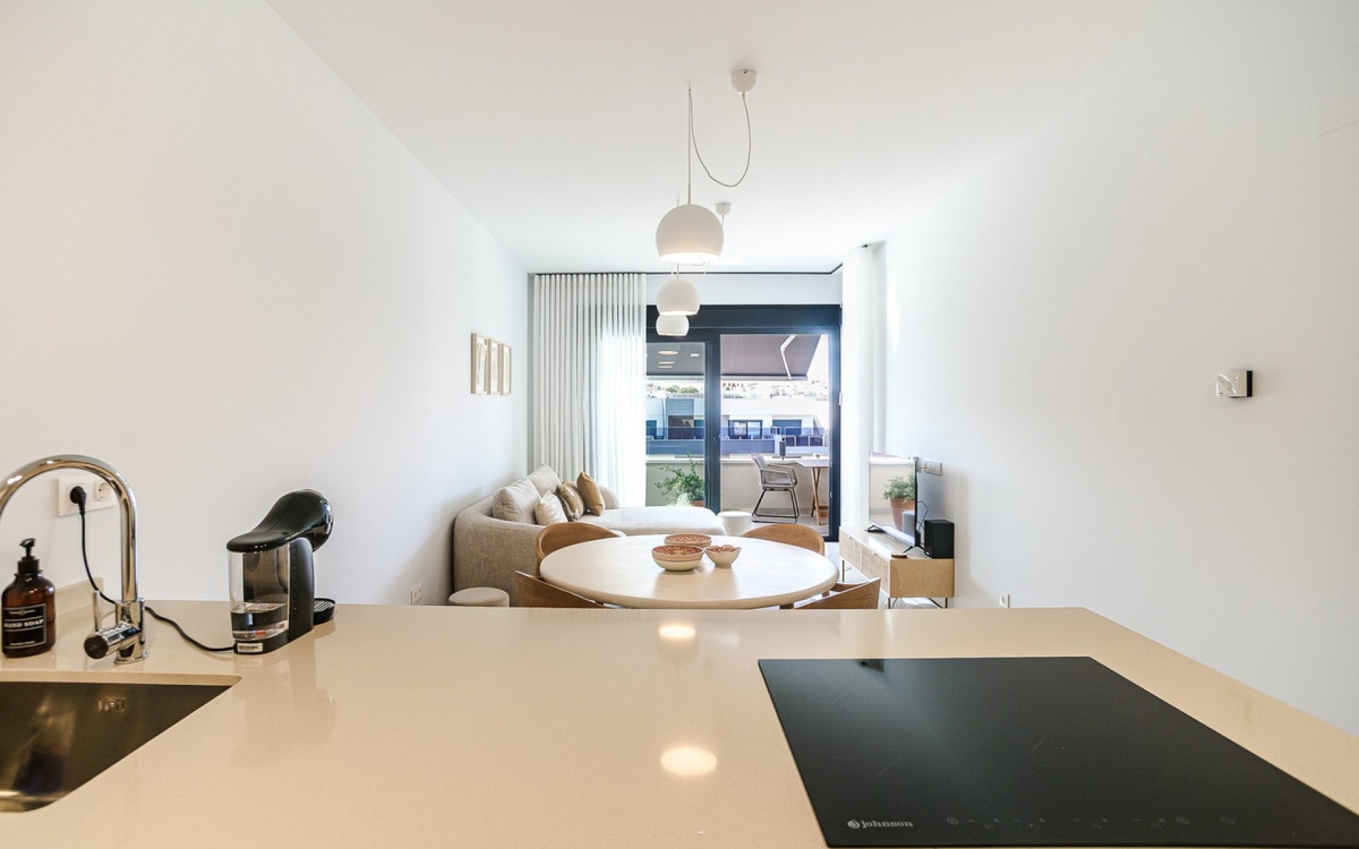 Resale - Apartment - Los Altos