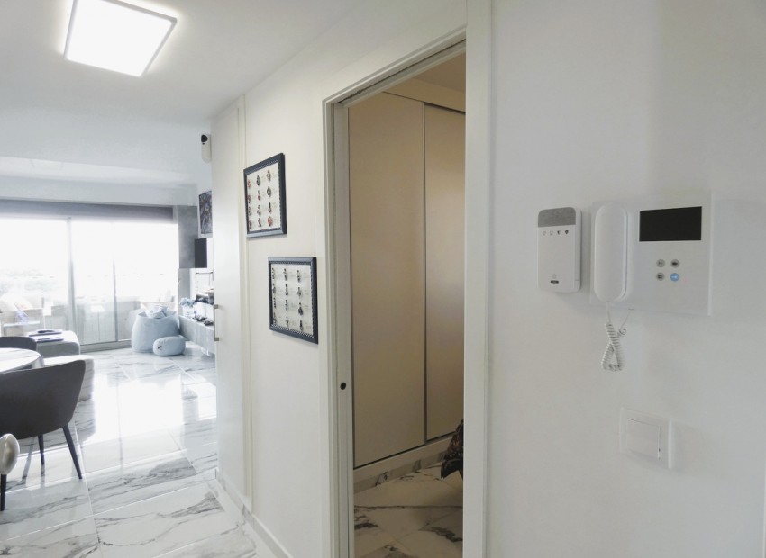 Resale - Apartment - Los Dolses