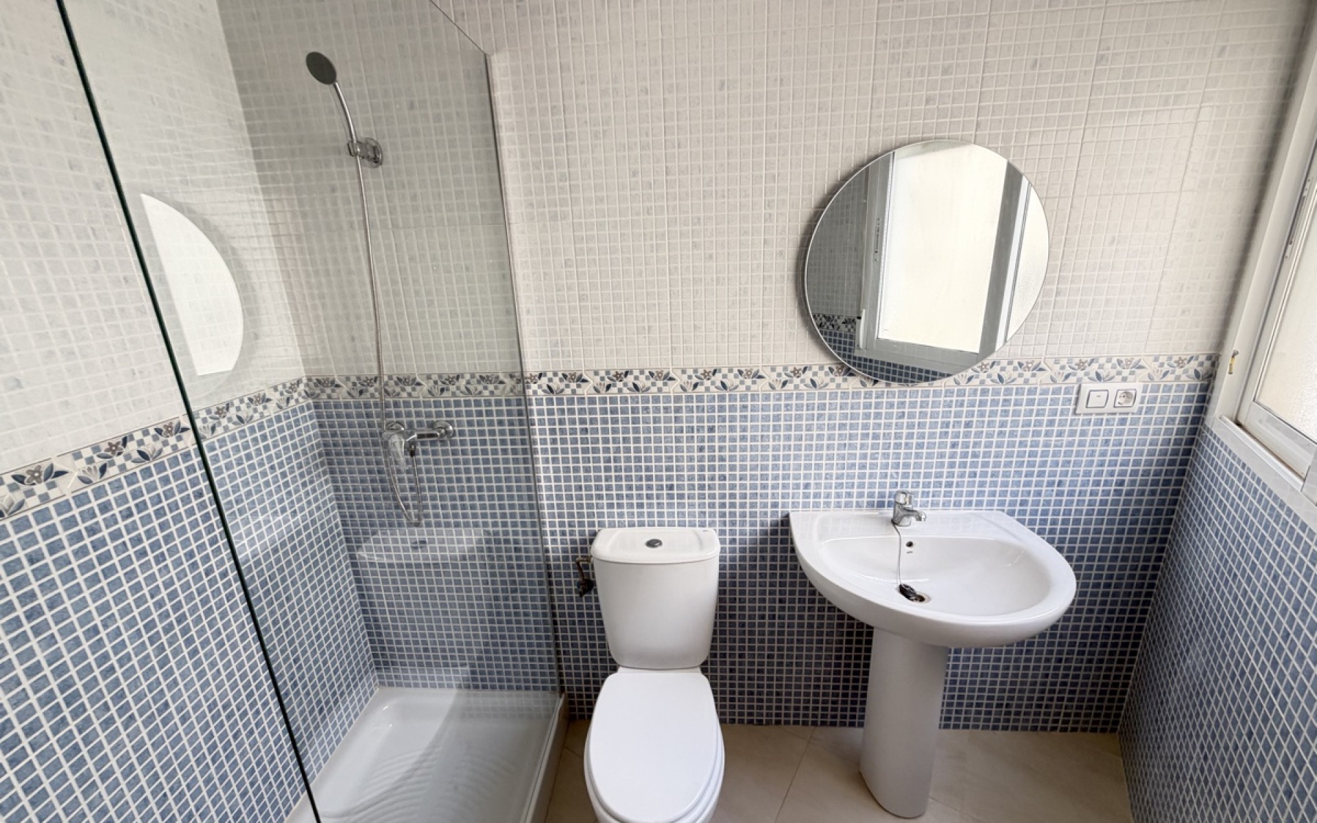 Resale - Apartment - Los Montesinos