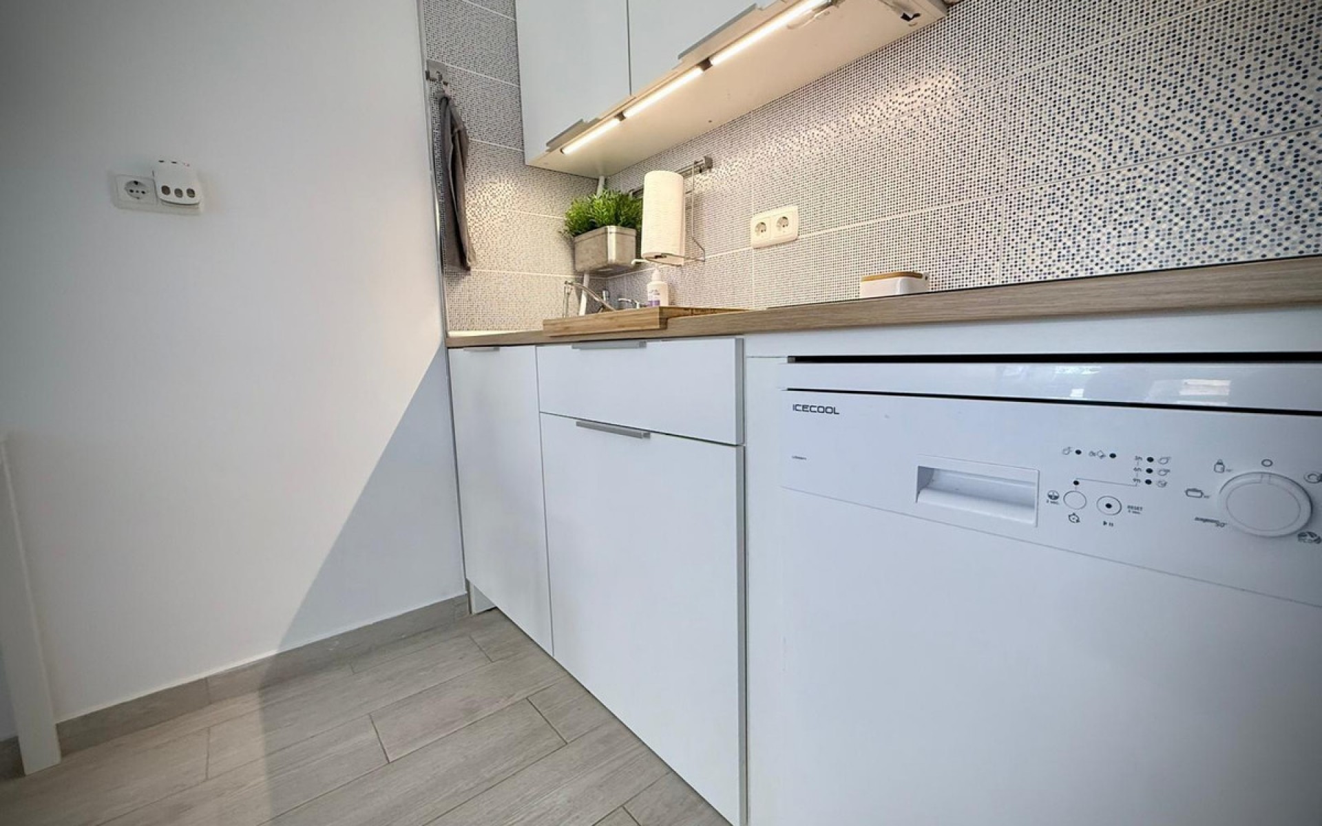 Resale - Apartment - Mil Palmeras