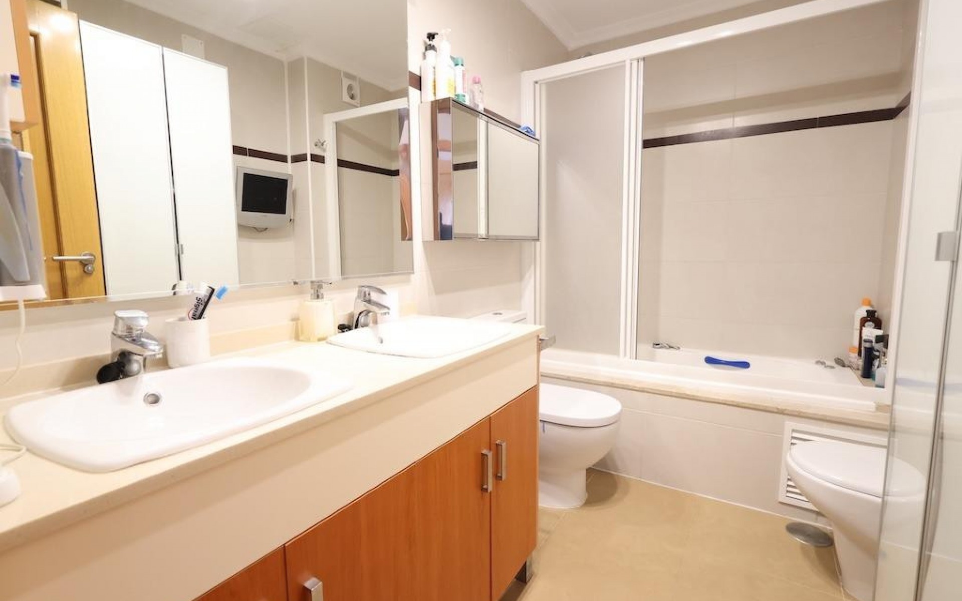 Resale - Apartment - Mil Palmeras