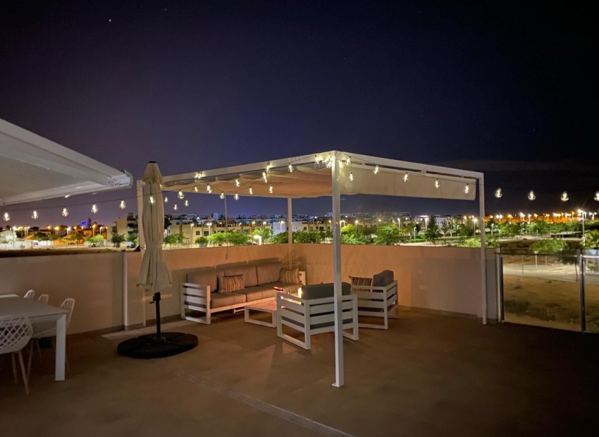 Resale - Apartment - Mil Palmeras