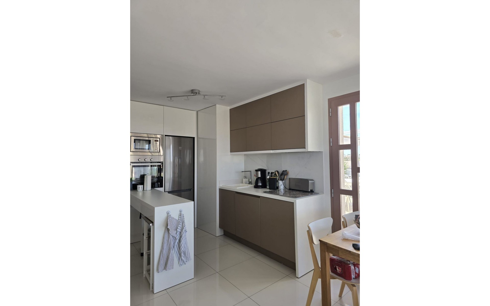 Resale - Apartment - Mil Palmeras
