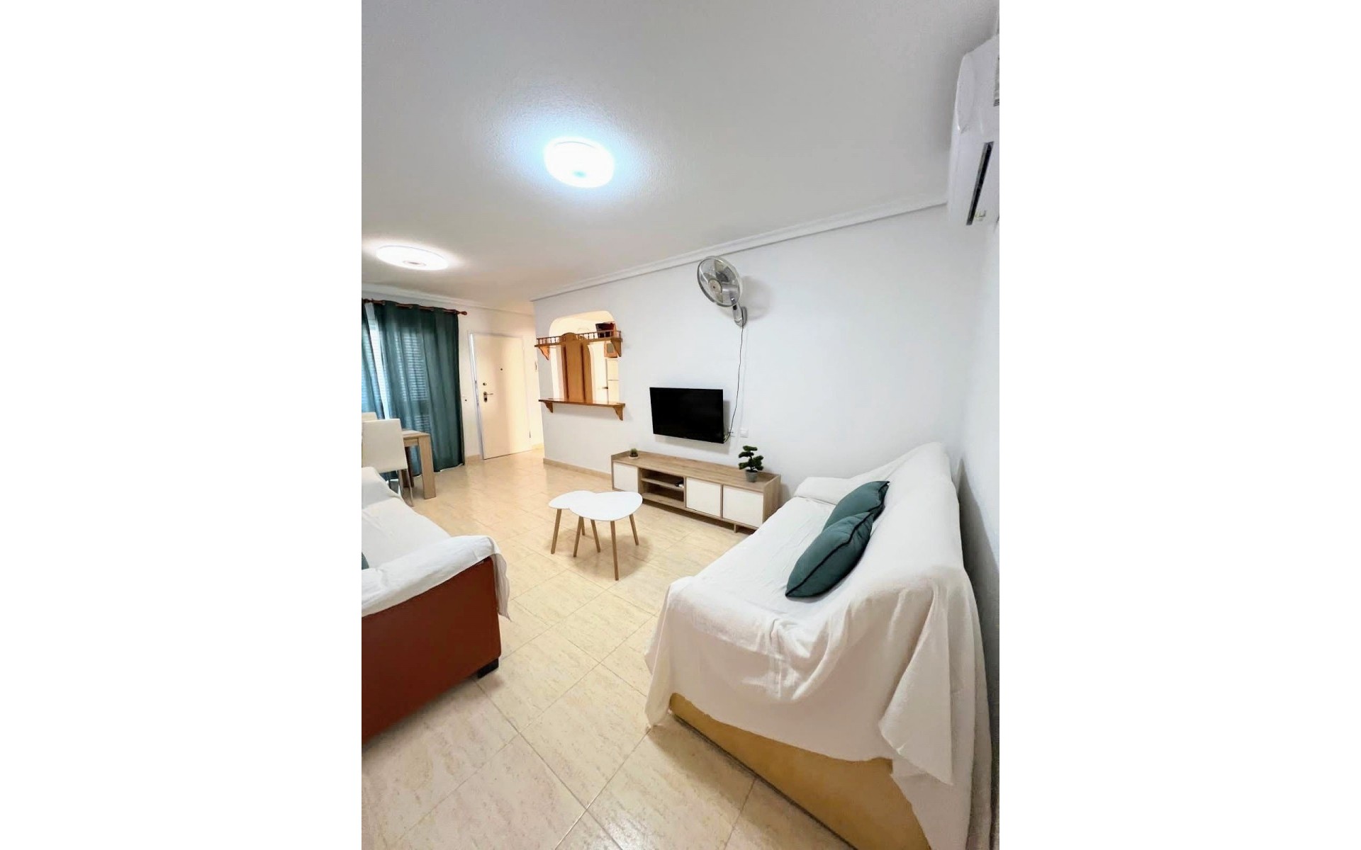 Resale - Apartment - Mil Palmeras
