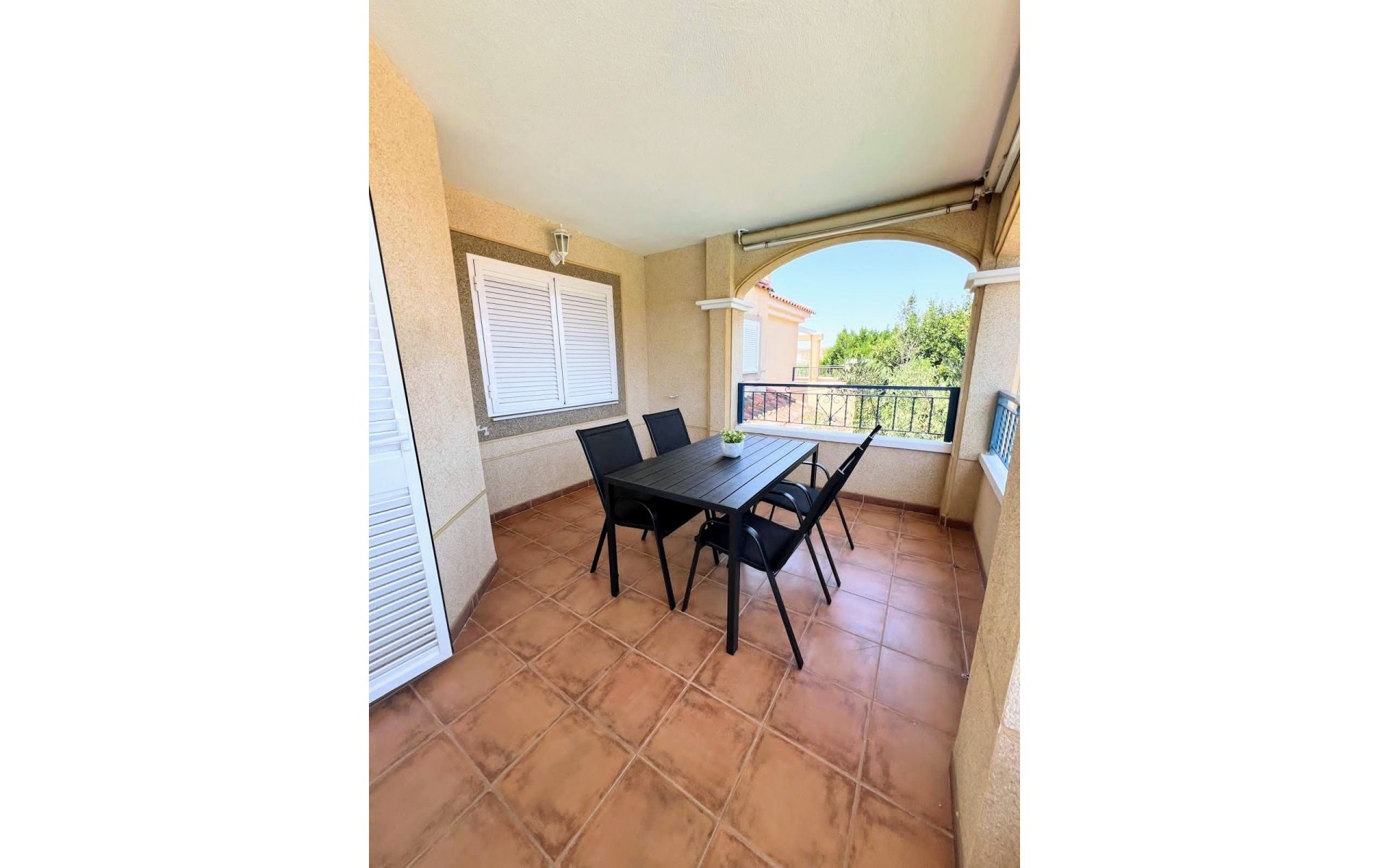 Resale - Apartment - Mil Palmeras