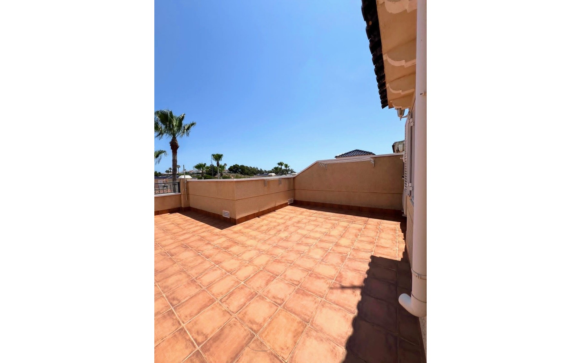 Resale - Apartment - Mil Palmeras