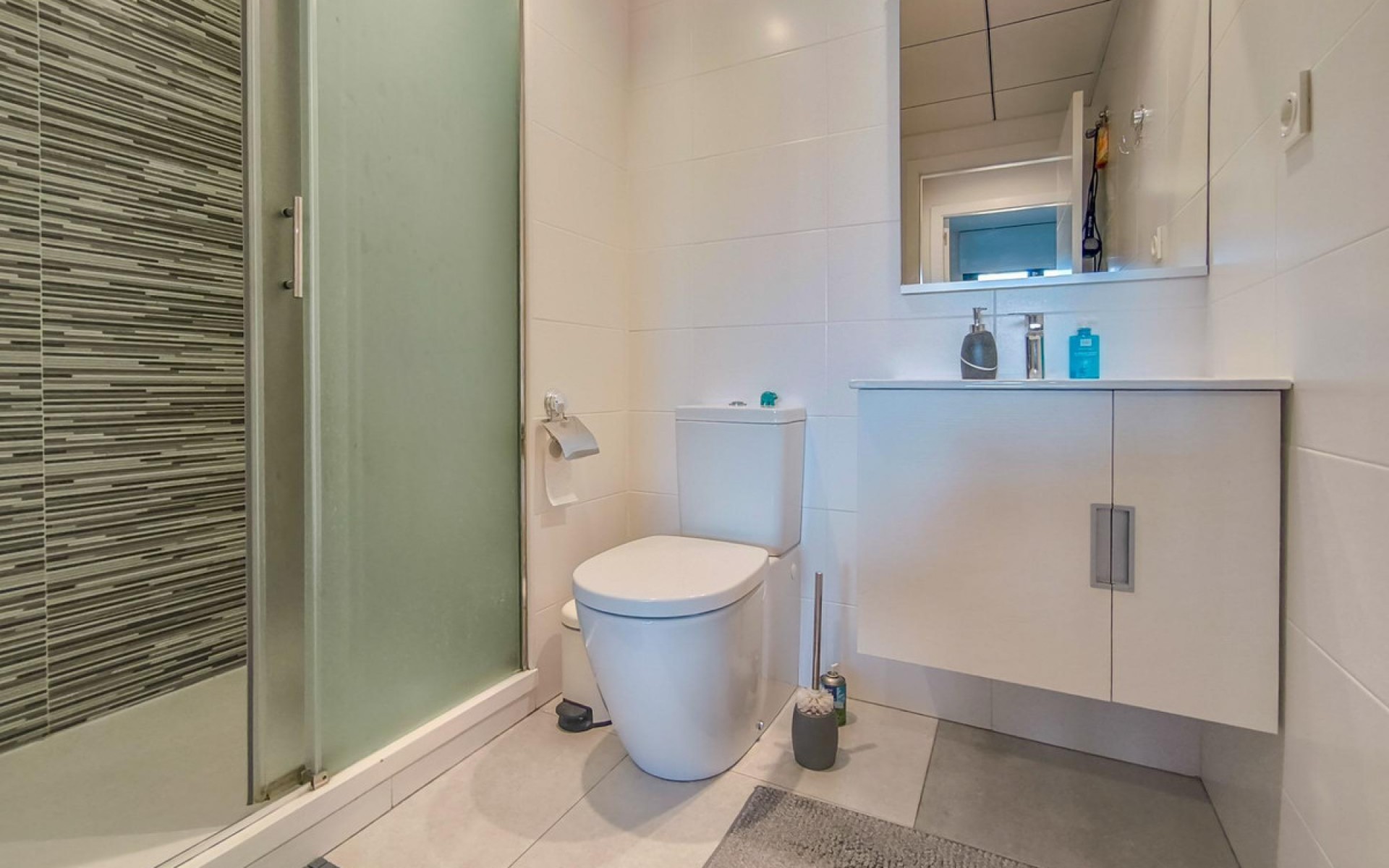 Resale - Apartment - Mil Palmeras