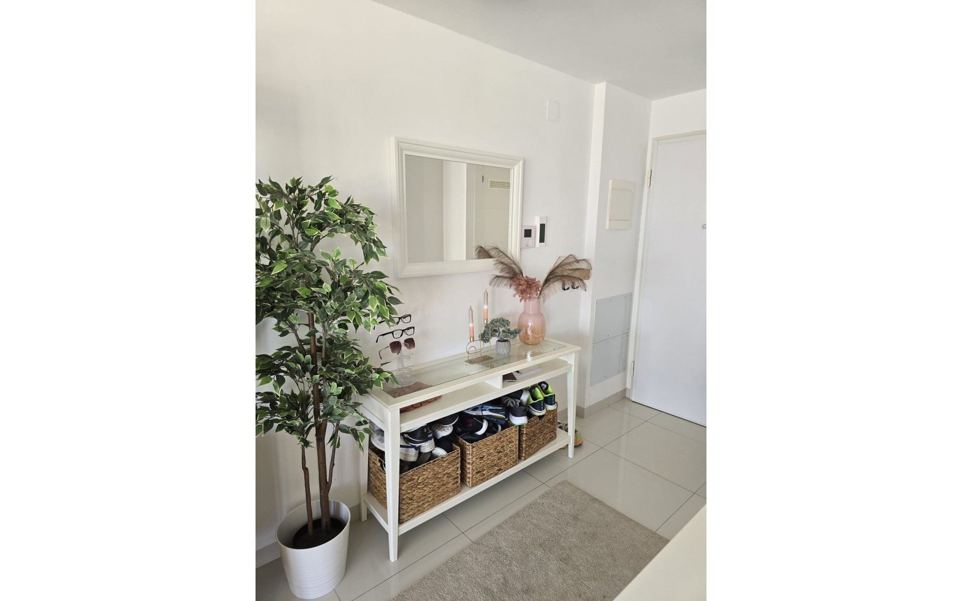 Resale - Apartment - Mil Palmeras