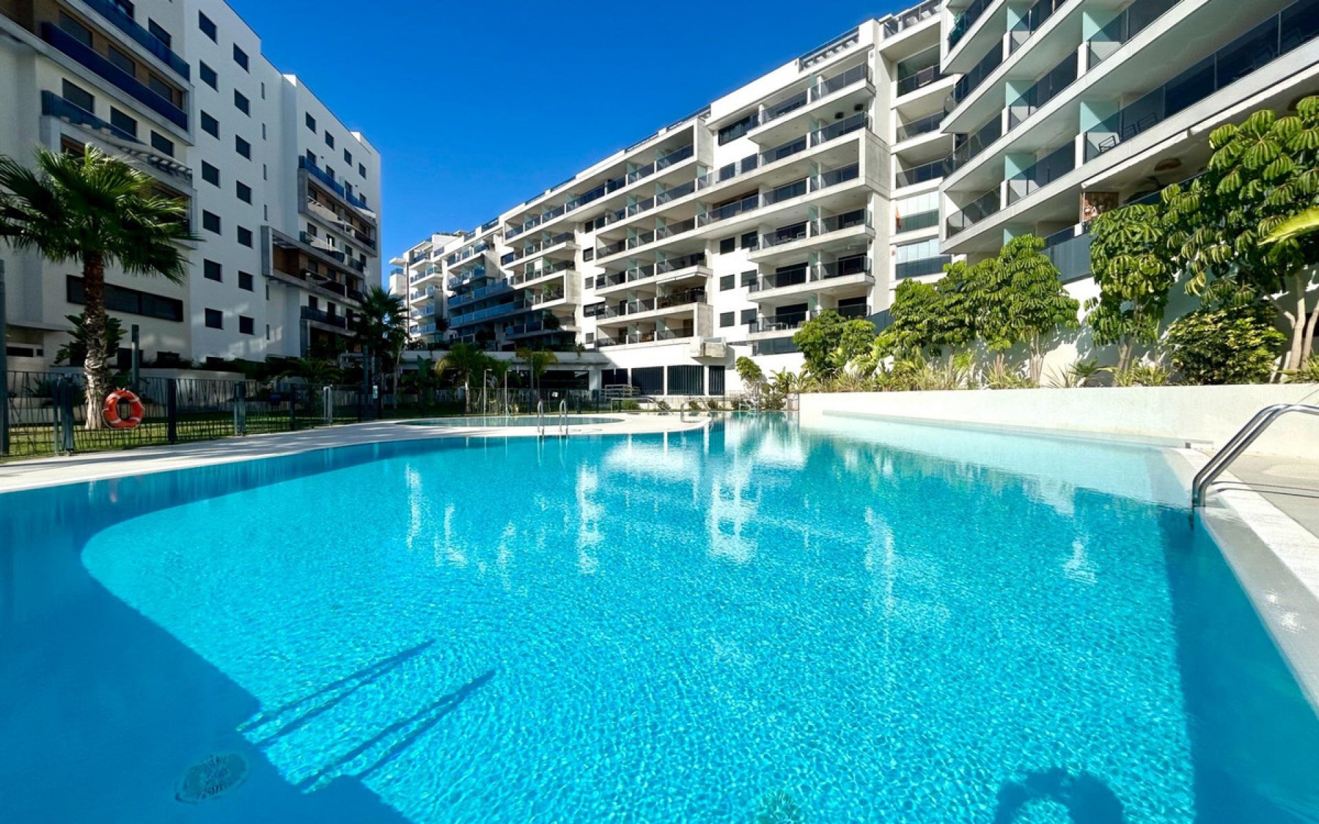 Resale - Apartment - Orihuela - Campoamor