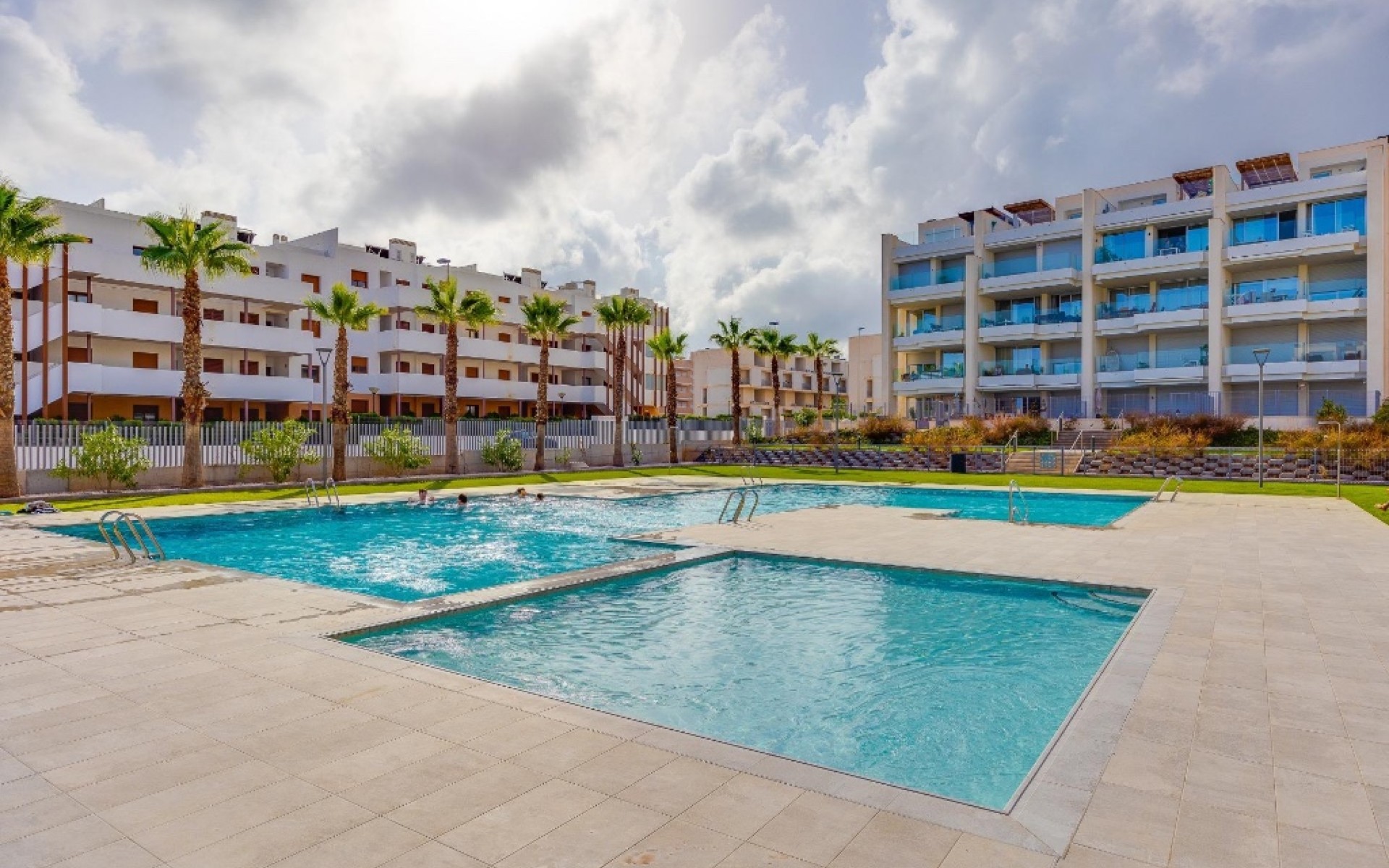 Resale - Apartment - Orihuela Costa - Villamartin