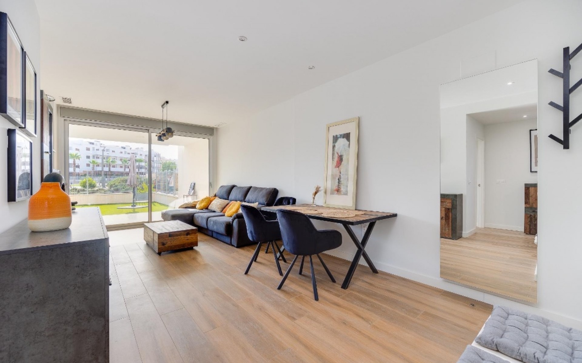 Resale - Apartment - Orihuela Costa - Villamartin