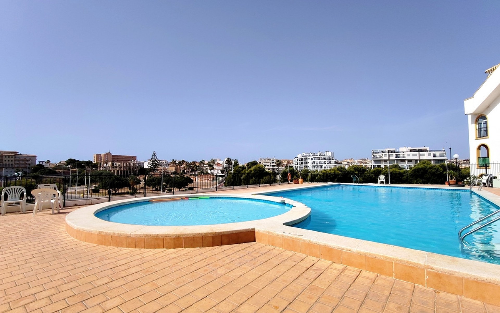 Resale - Apartment - Orihuela - La Zenia
