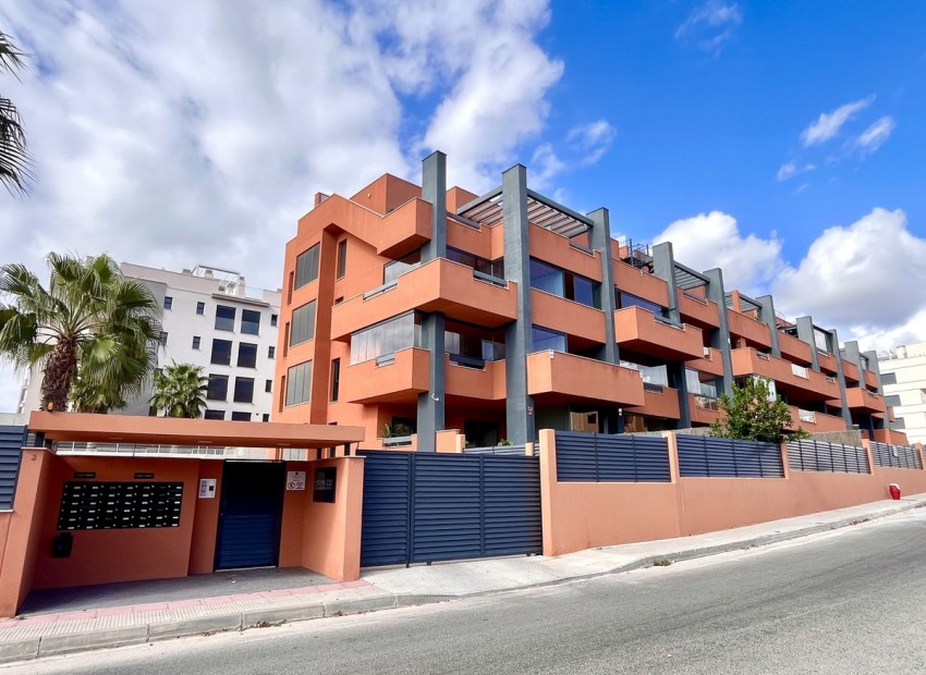 Resale - Apartment - Orihuela - Los Dolses