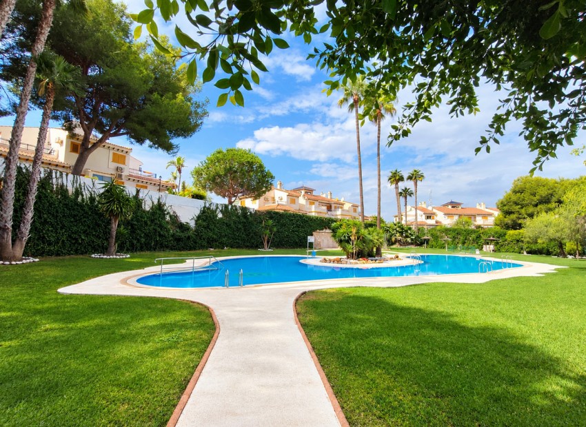 Resale - Apartment - Orihuela - Mil Palmeras