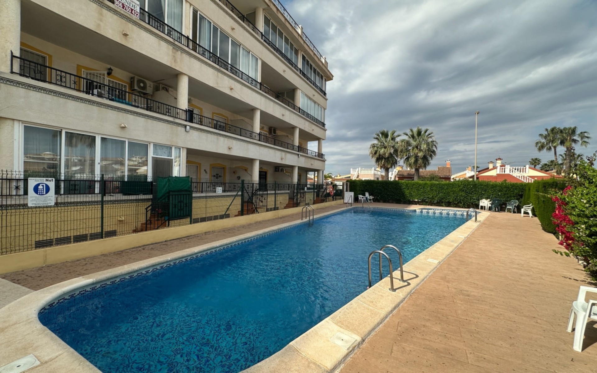 Resale - Apartment - Orihuela - Playa Flamenca
