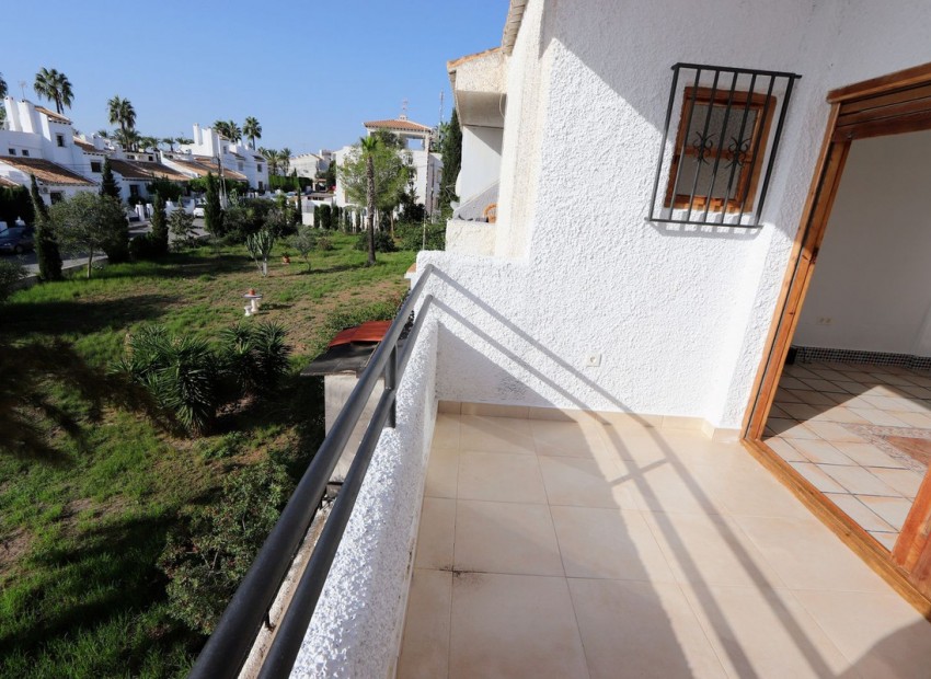 Resale - Apartment - Orihuela - Villamartin