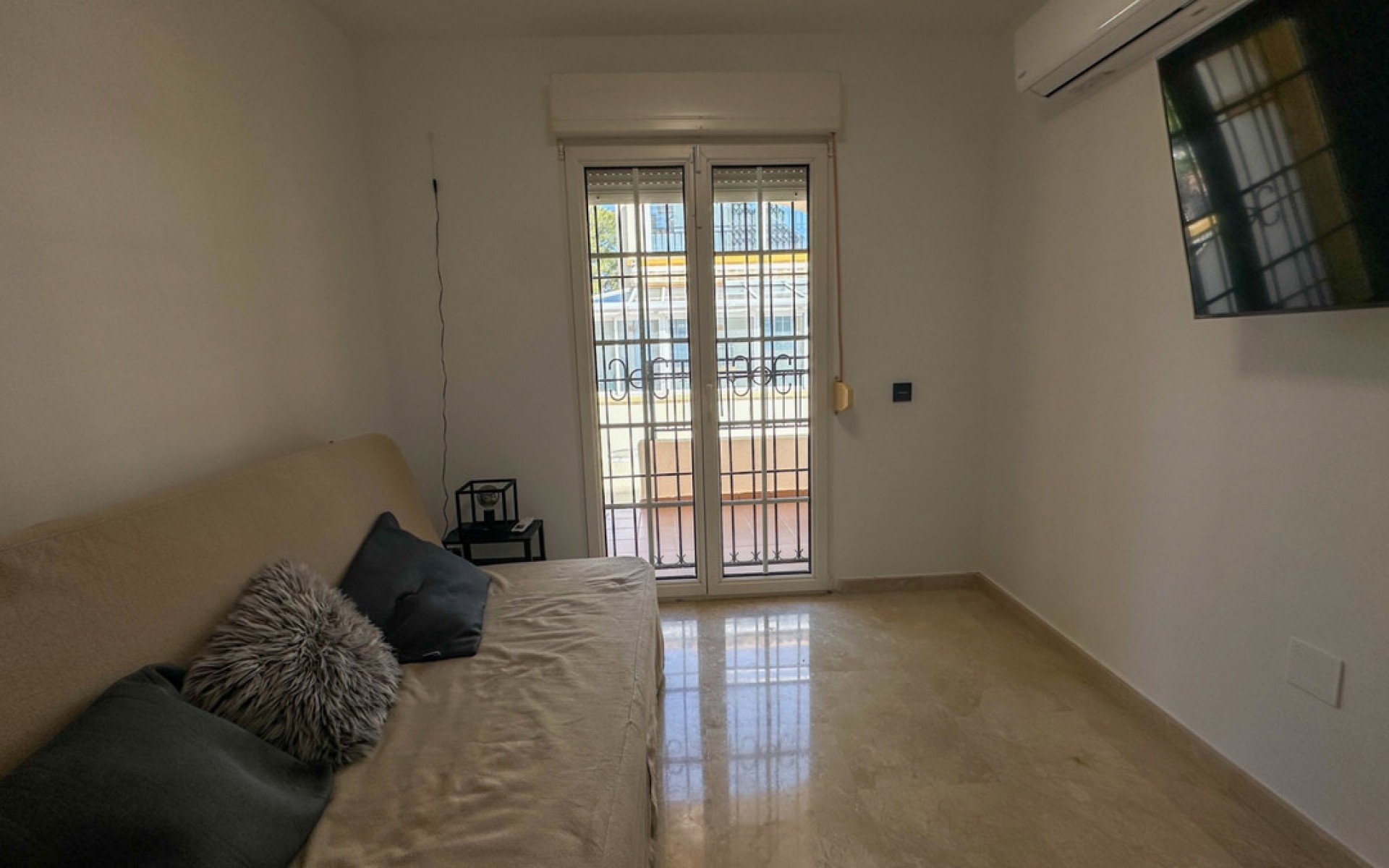Resale - Apartment - Orihuela - Villamartin