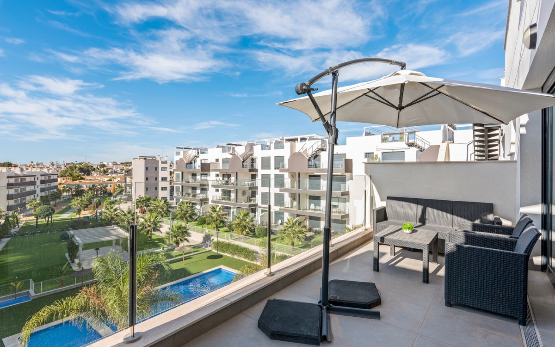 Resale - Apartment - Orihuela - Villamartin