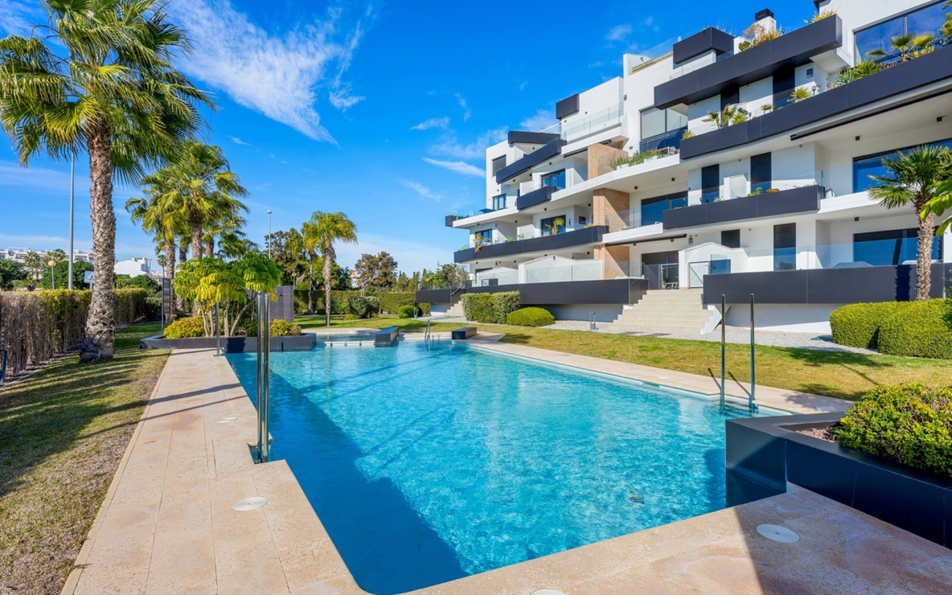 Resale - Apartment - Orihuela - Villamartin