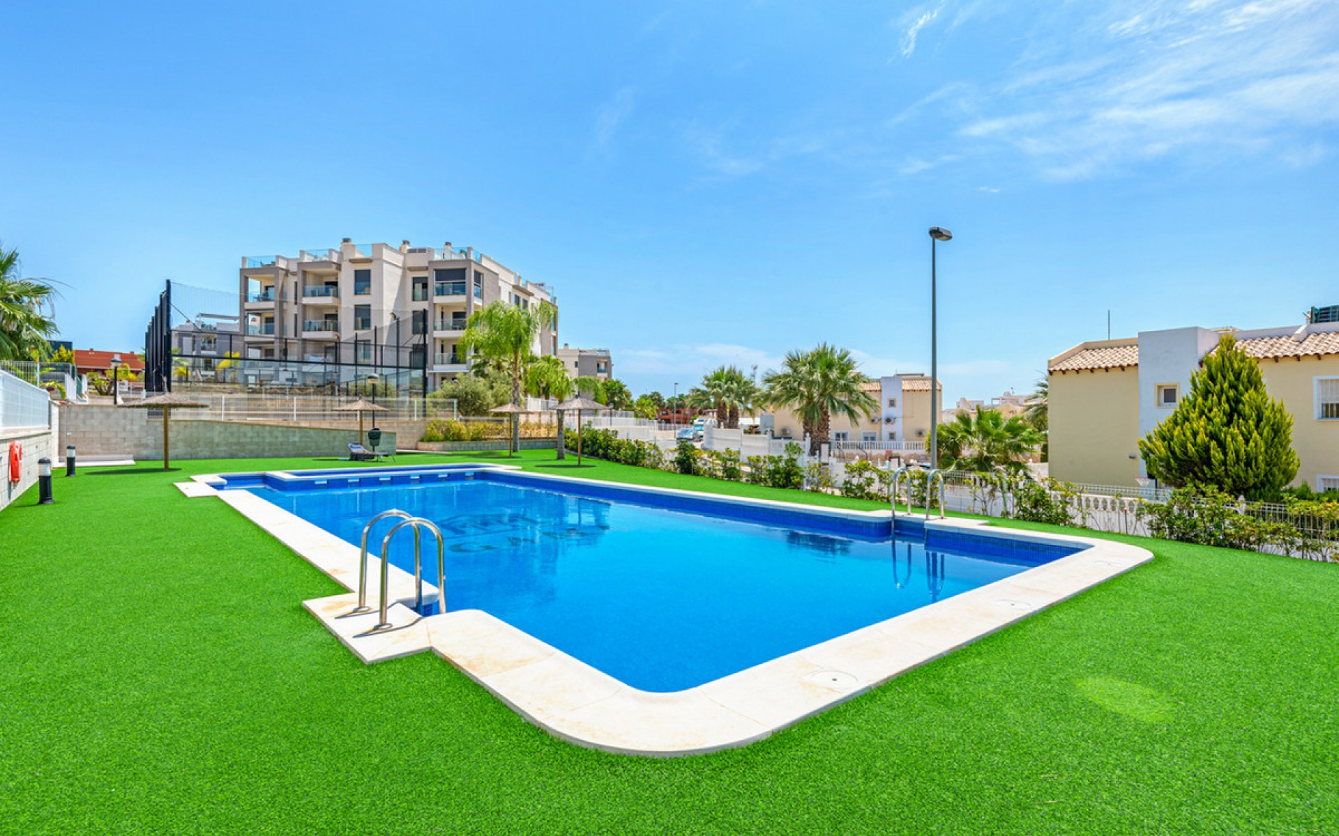 Resale - Apartment - Orihuela - Villamartin