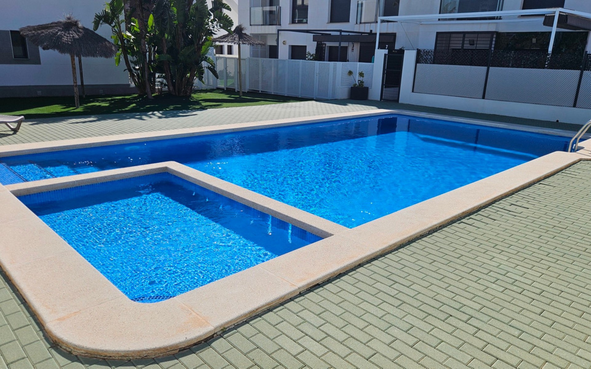 Resale - Apartment - Pilar de la Horadada - Pilar de la Horadada Centro